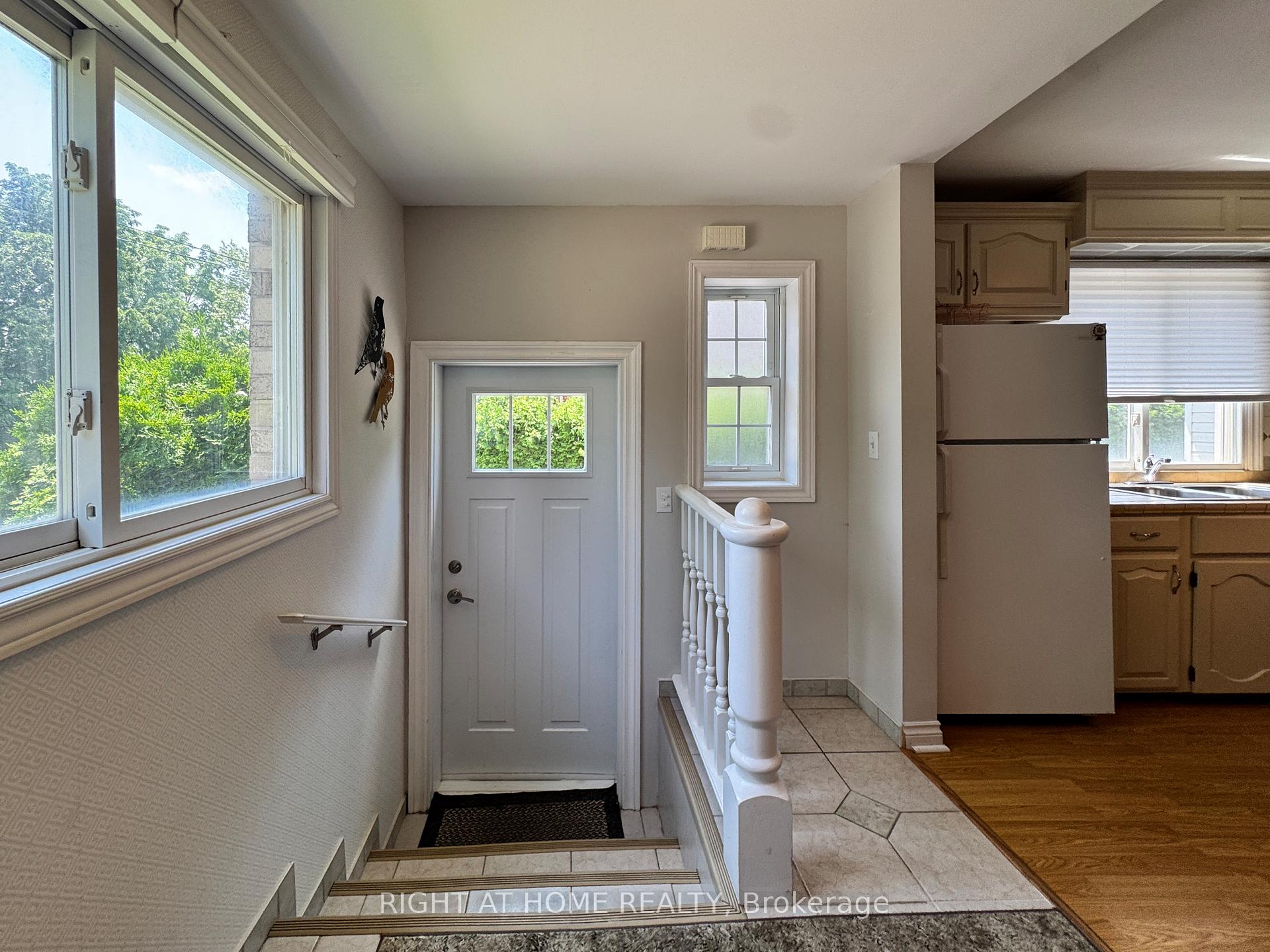 Photo 9 of 5223 Palmer Avenue, Niagara Falls, Downtown — HOMEH