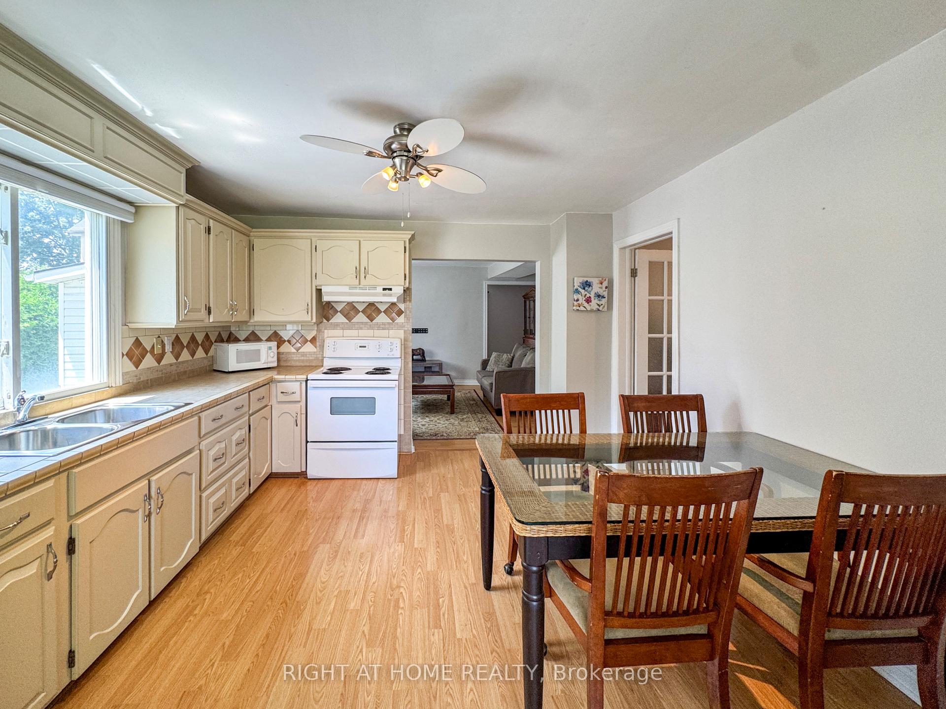 Photo 11 of 5223 Palmer Avenue, Niagara Falls, Downtown — HOMEH