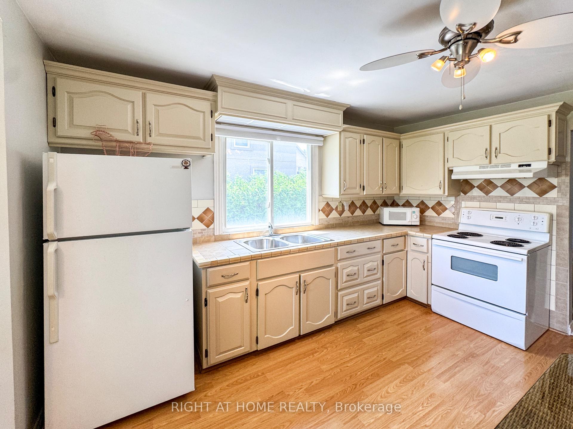 Photo 13 of 5223 Palmer Avenue, Niagara Falls, Downtown — HOMEH