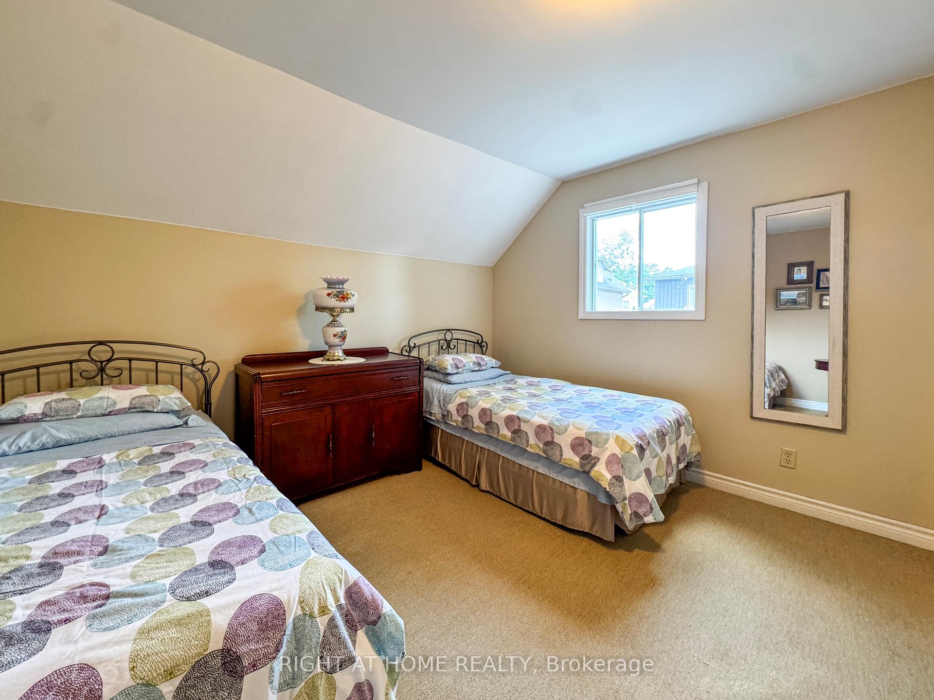 Photo 34 of 5223 Palmer Avenue, Niagara Falls, Downtown — HOMEH