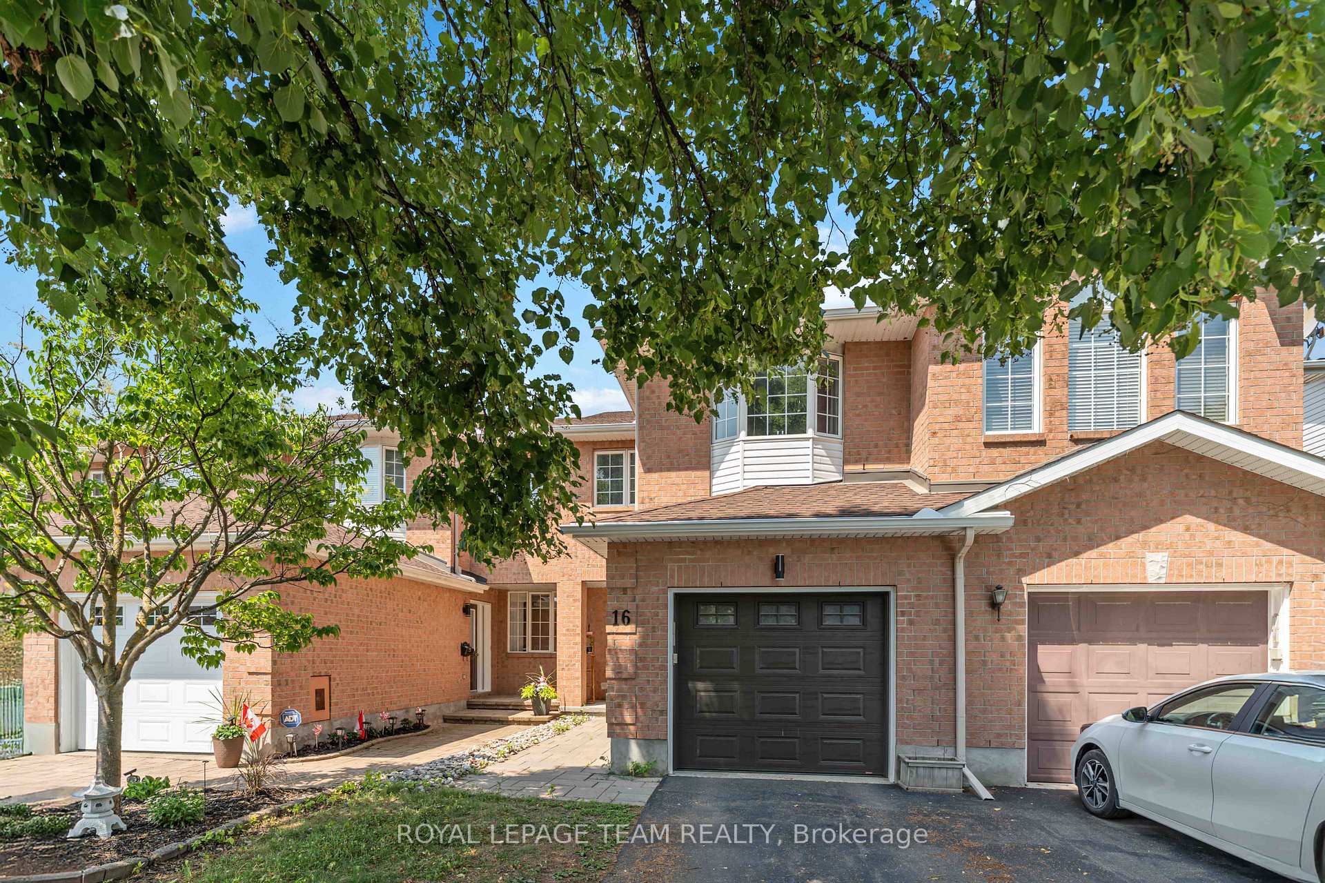 Photo 1 of 16 Cohen Avenue, Ottawa, Kanata - Katimavik — HOMEH