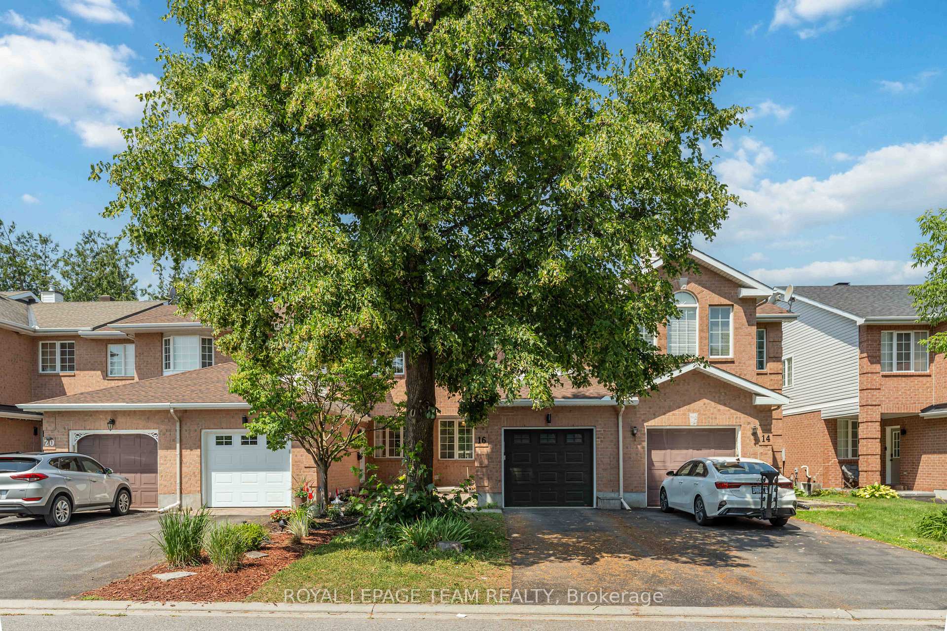 Photo 63 of 16 Cohen Avenue, Ottawa, Kanata - Katimavik — HOMEH