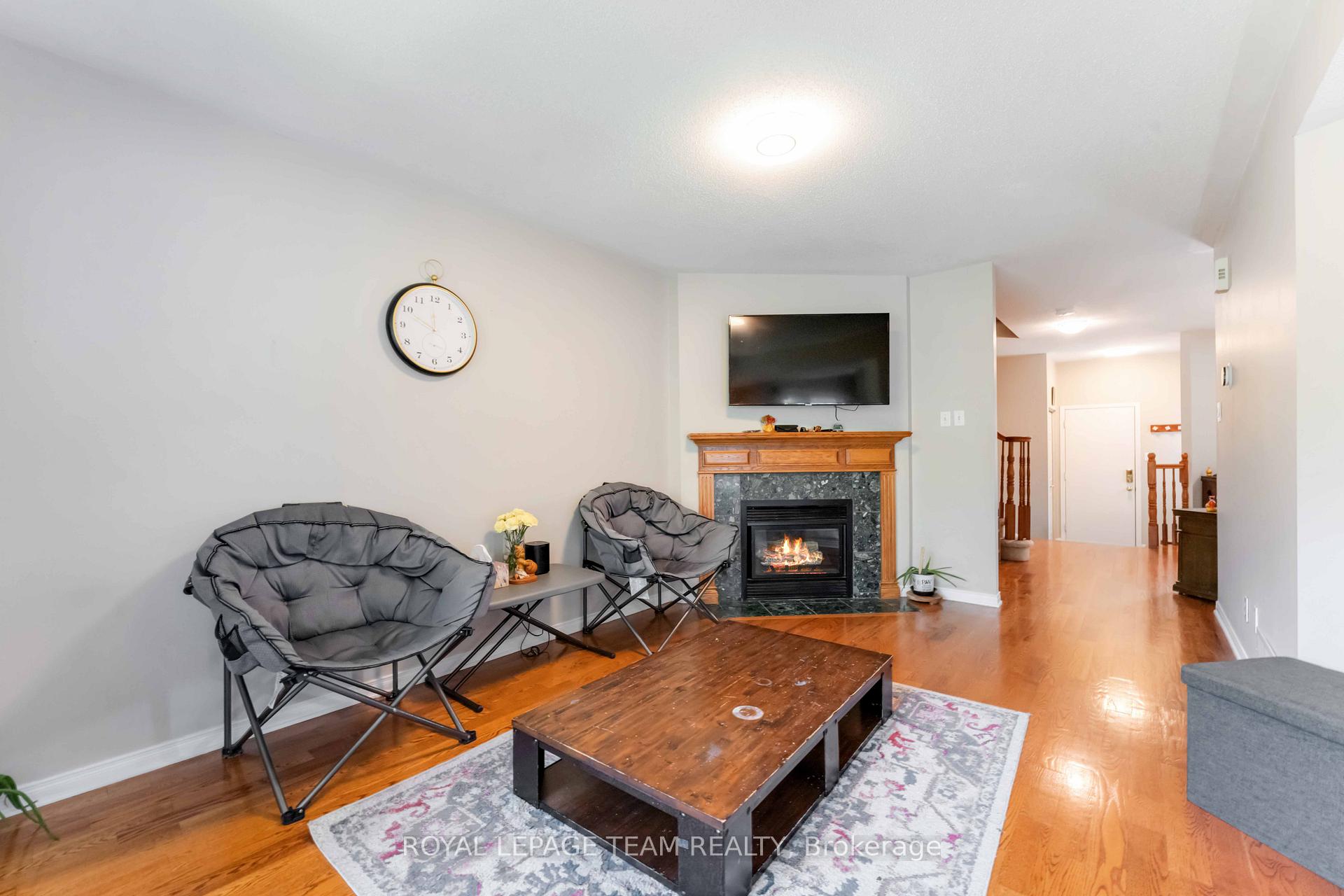Photo 68 of 16 Cohen Avenue, Ottawa, Kanata - Katimavik — HOMEH