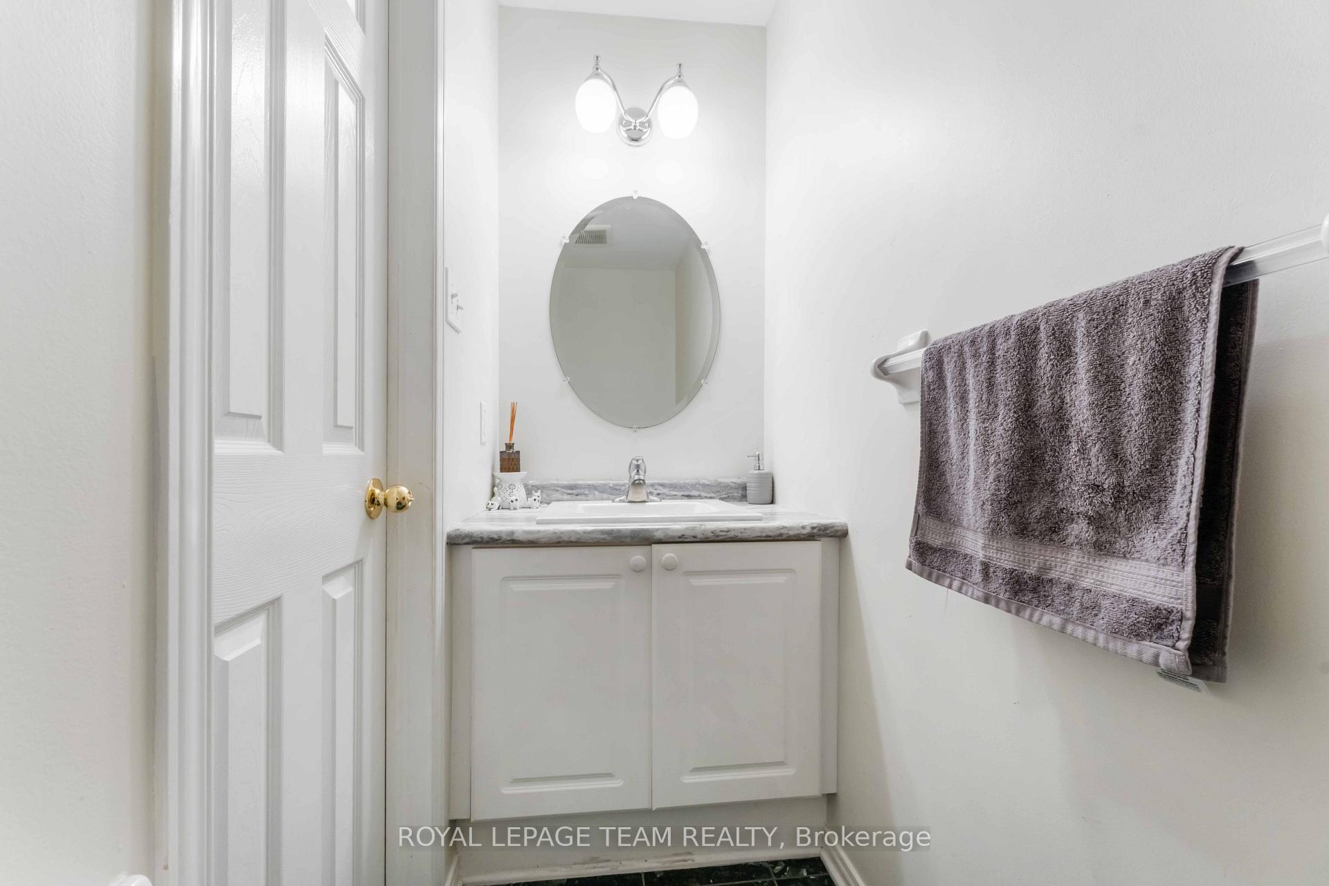 Photo 72 of 16 Cohen Avenue, Ottawa, Kanata - Katimavik — HOMEH