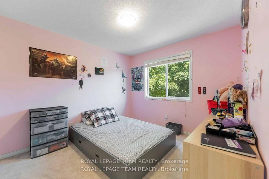 Photo 22 of 16 Cohen Avenue, Ottawa, Kanata - Katimavik — HOMEH