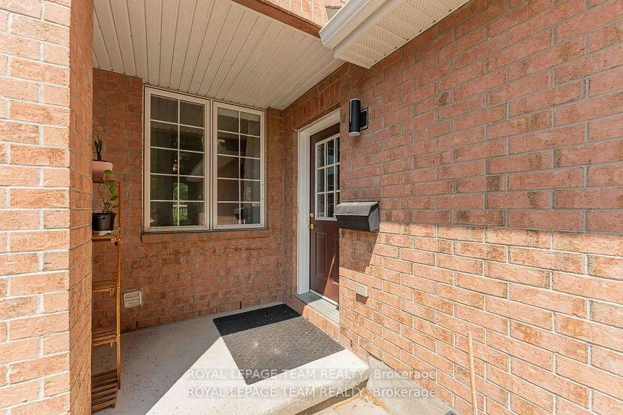 Photo 31 of 16 Cohen Avenue, Ottawa, Kanata - Katimavik — HOMEH