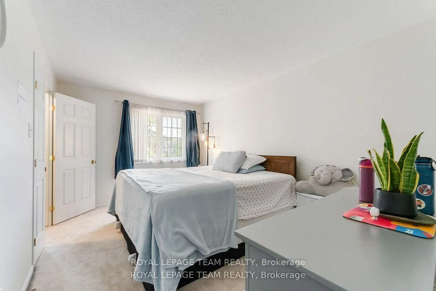 Photo 45 of 16 Cohen Avenue, Ottawa, Kanata - Katimavik — HOMEH