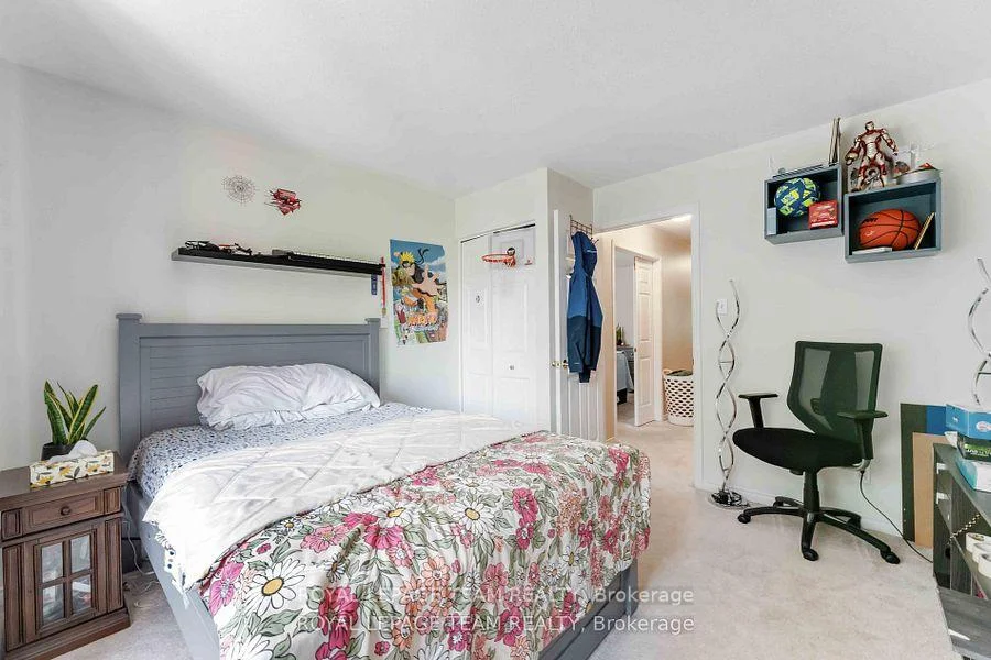 Photo 47 of 16 Cohen Avenue, Ottawa, Kanata - Katimavik — HOMEH