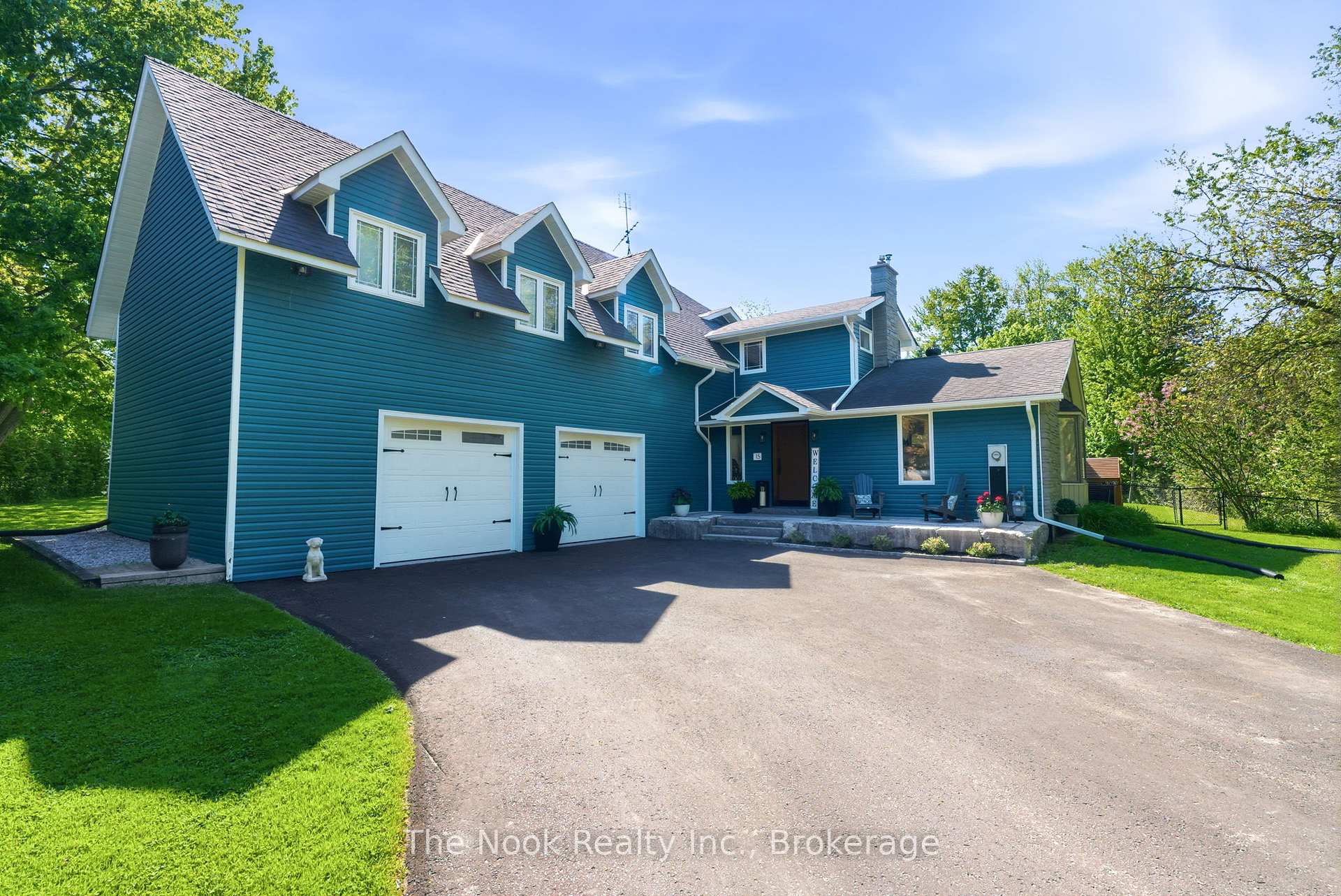 Photo 4 of 15 Hillside Drive, Clarington, Rural Clarington — HOMEH