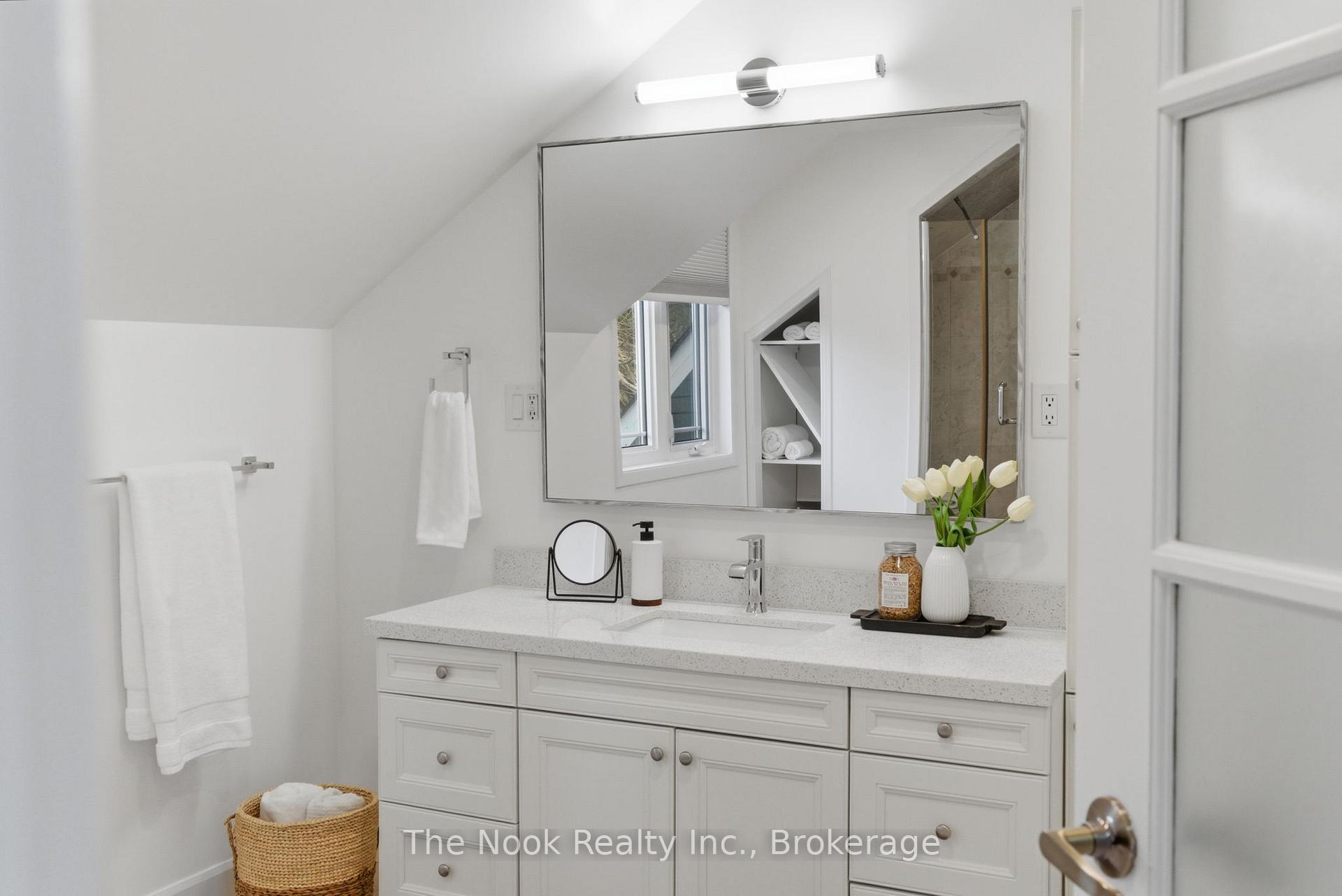 Photo 32 of 15 Hillside Drive, Clarington, Rural Clarington — HOMEH