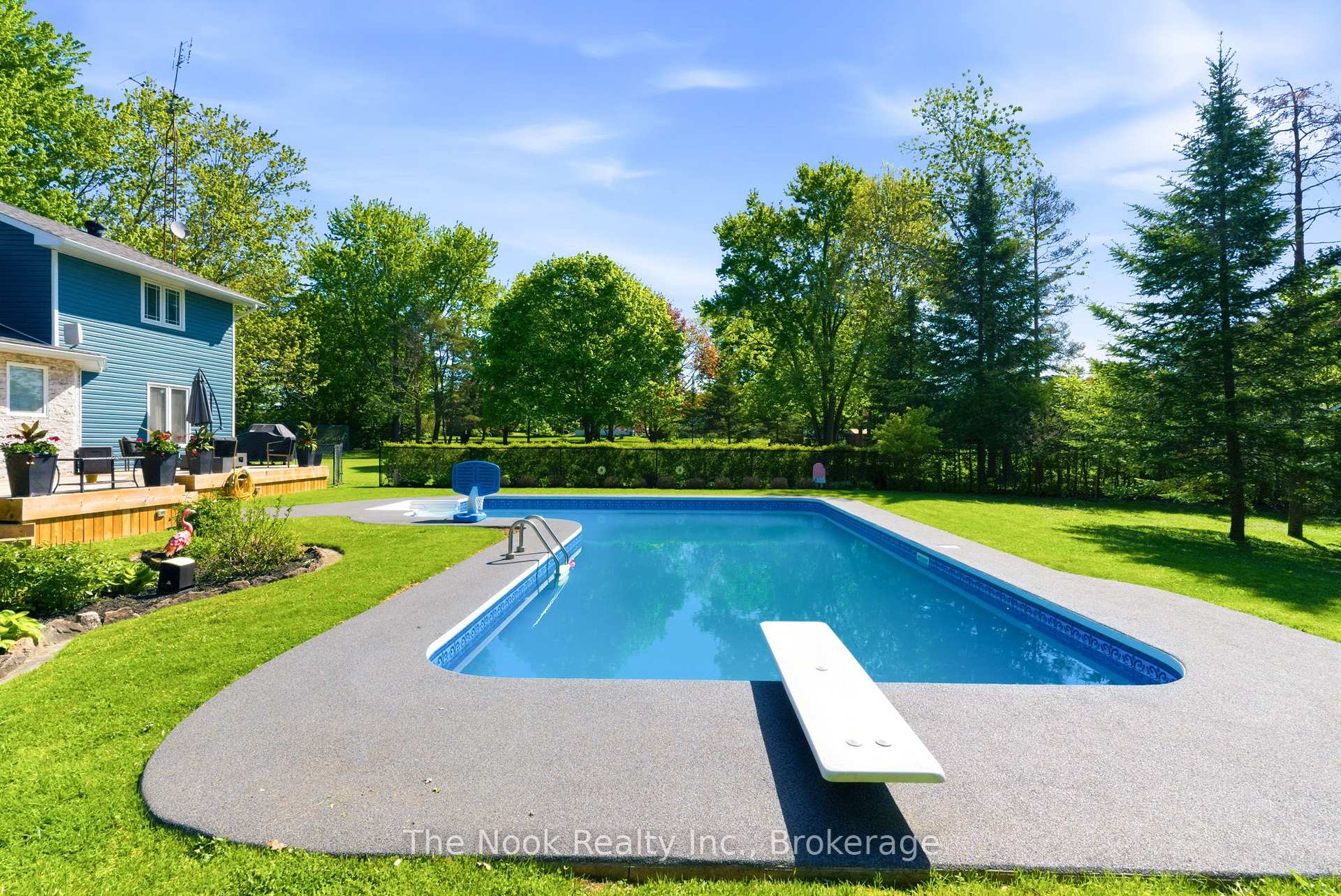 Photo 44 of 15 Hillside Drive, Clarington, Rural Clarington — HOMEH
