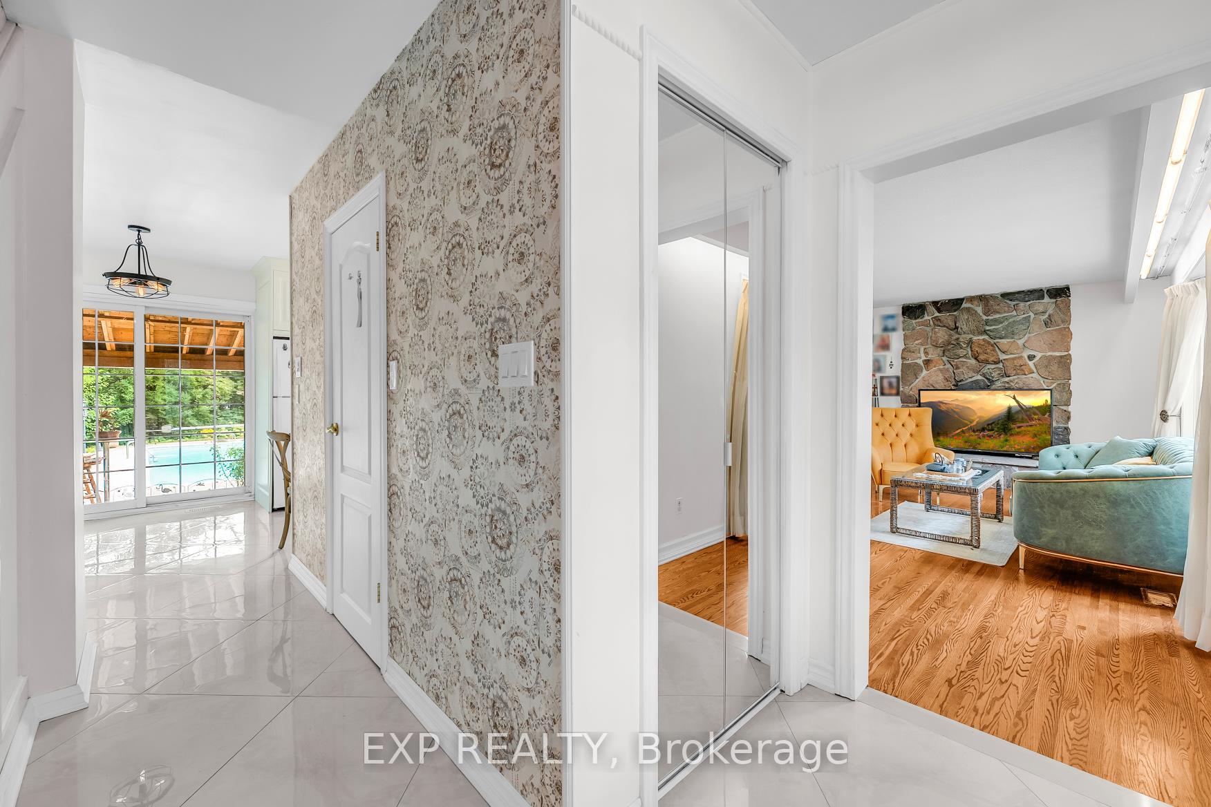 Photo 6 of 223 Violet Court, Oshawa, Centennial — HOMEH