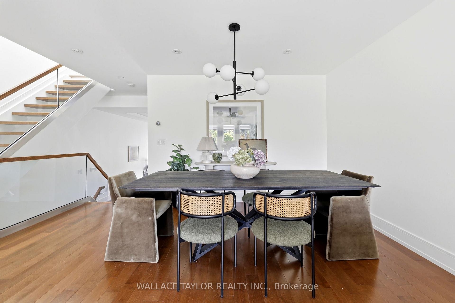 Photo 30 of 76 Ash Crescent, Etobicoke, Long Branch — HOMEH