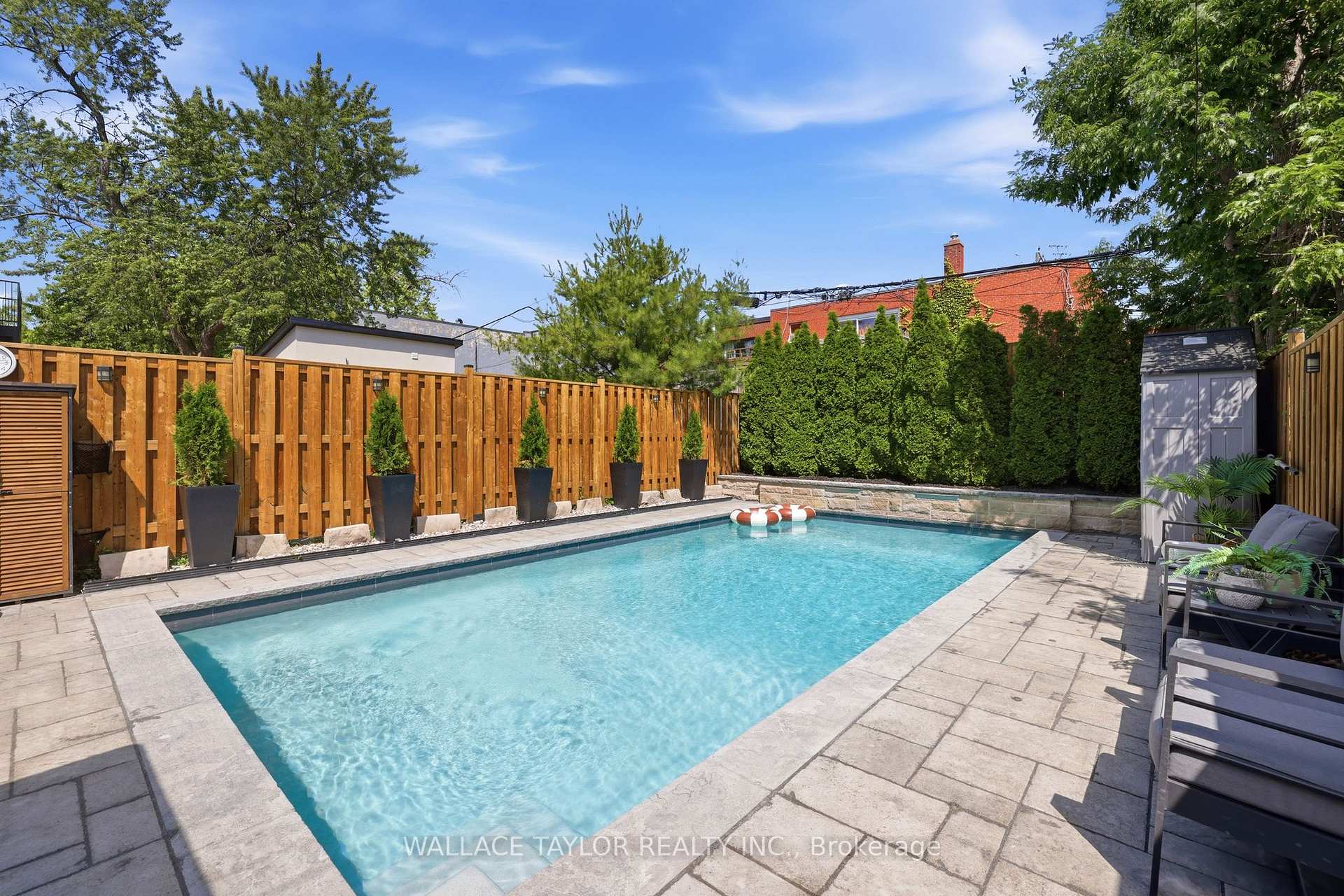 Photo 33 of 76 Ash Crescent, Etobicoke, Long Branch — HOMEH