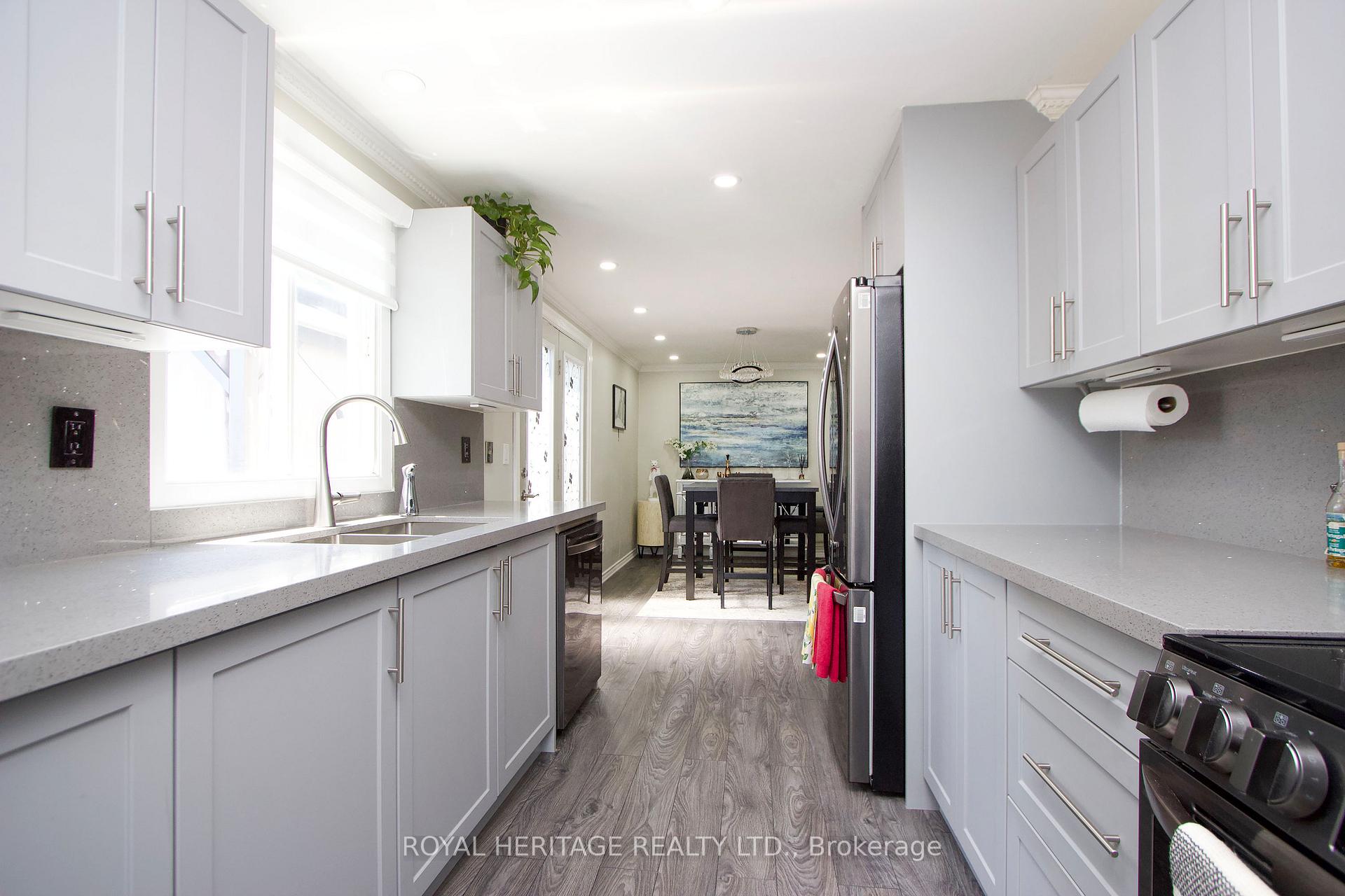 Photo 11 of 97 Wilmot Trail, Clarington, Newcastle — HOMEH