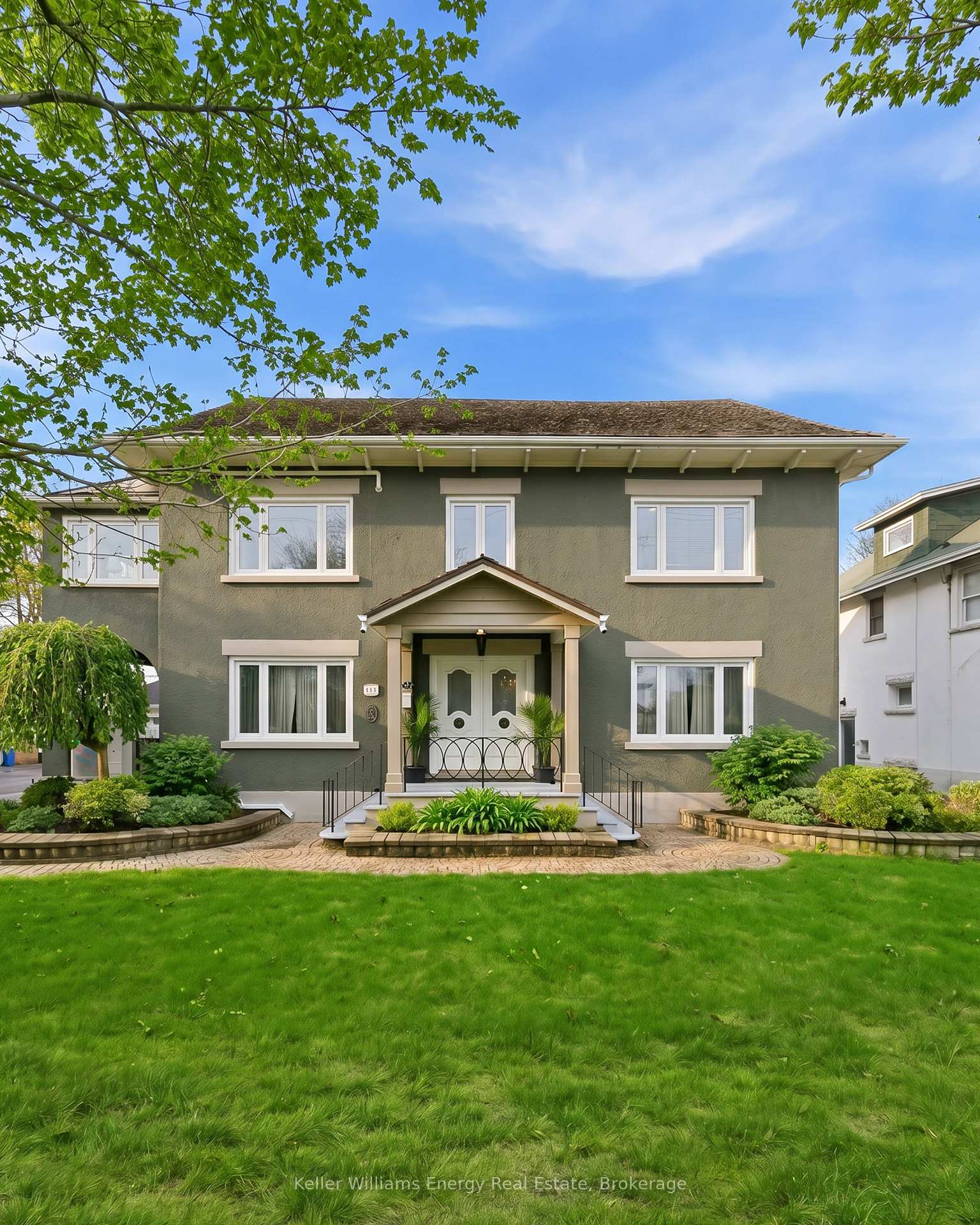 Photo 2 of 452 Simcoe Street N, Oshawa, O'Neill — HOMEH