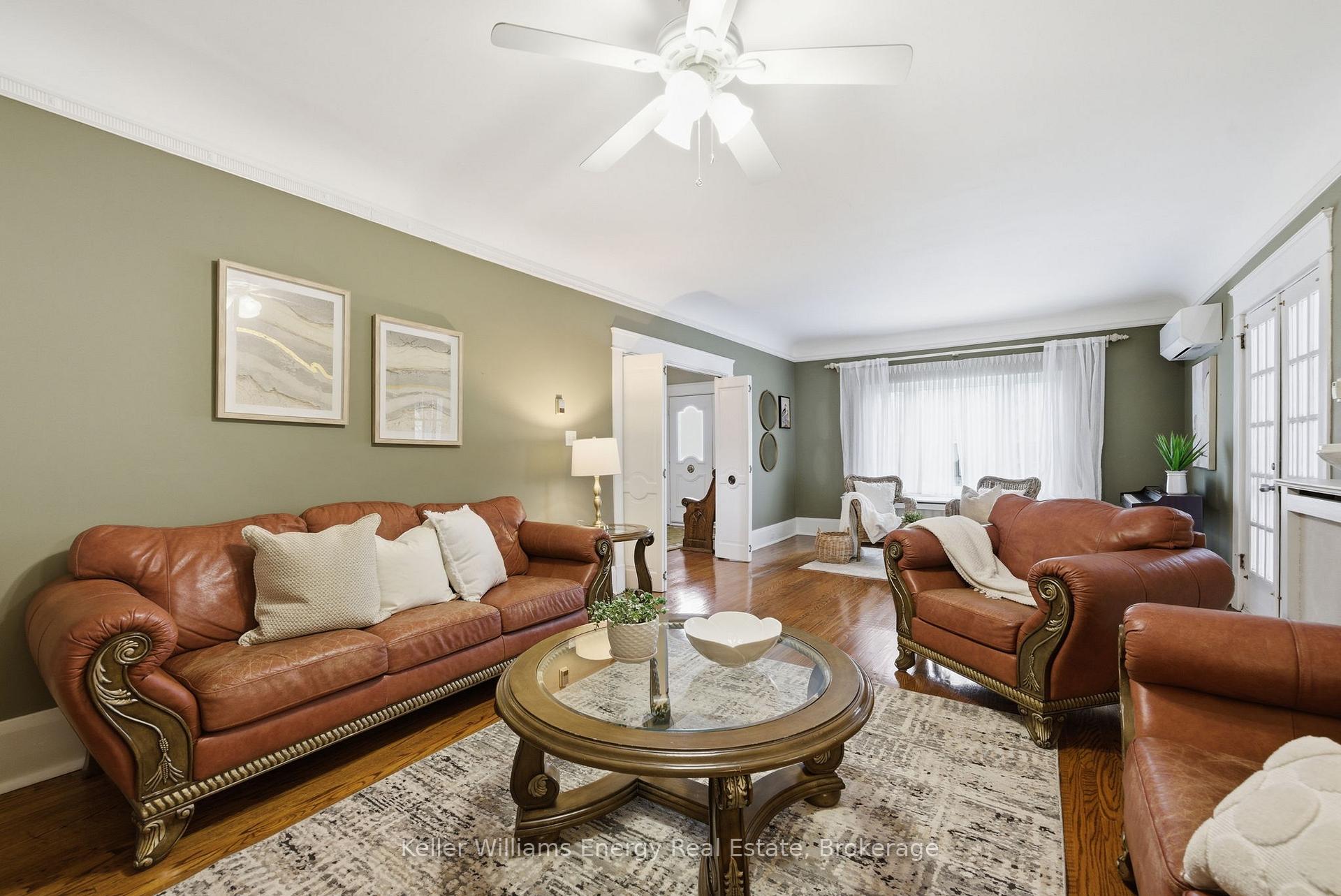 Photo 12 of 452 Simcoe Street N, Oshawa, O'Neill — HOMEH