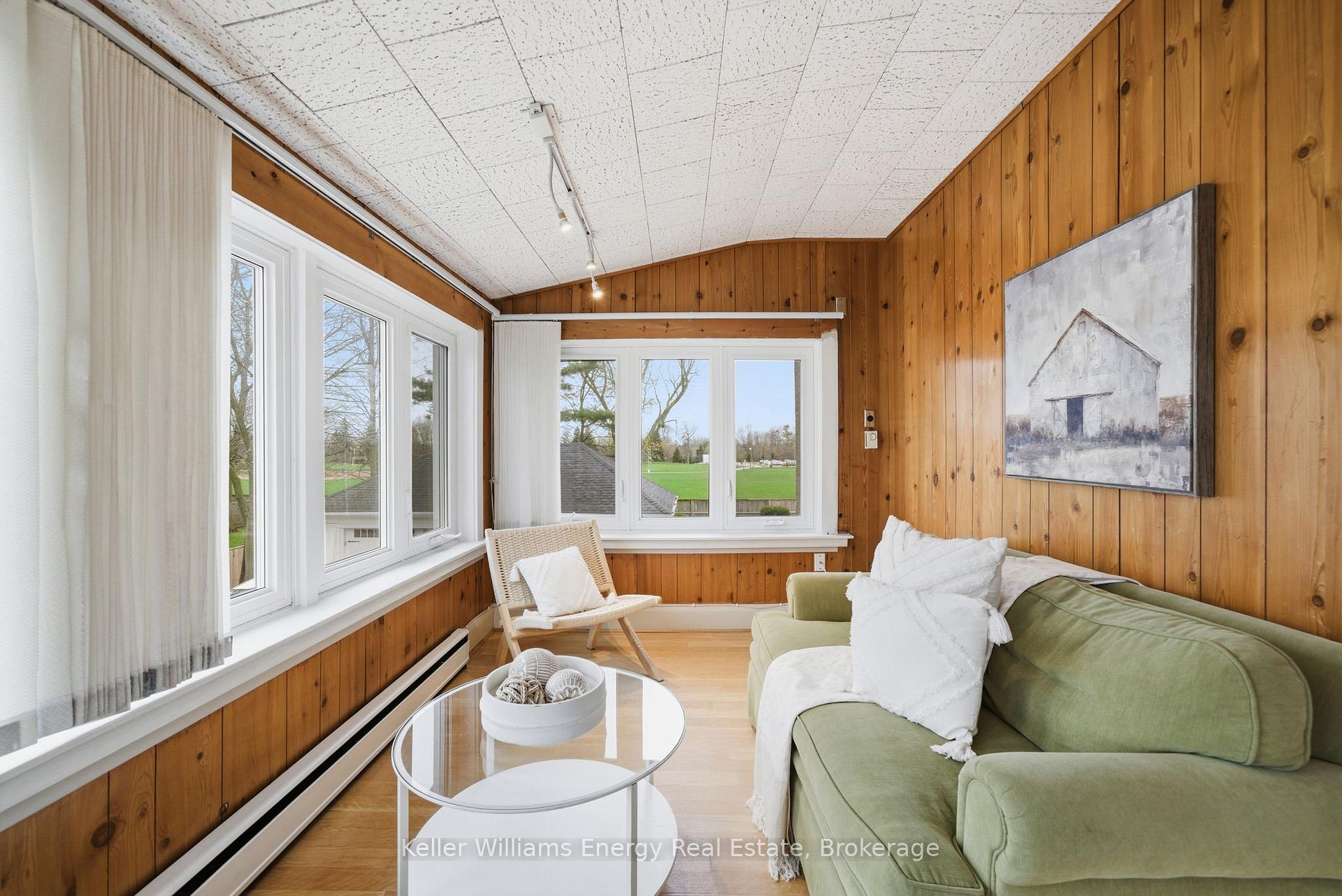 Photo 22 of 452 Simcoe Street N, Oshawa, O'Neill — HOMEH