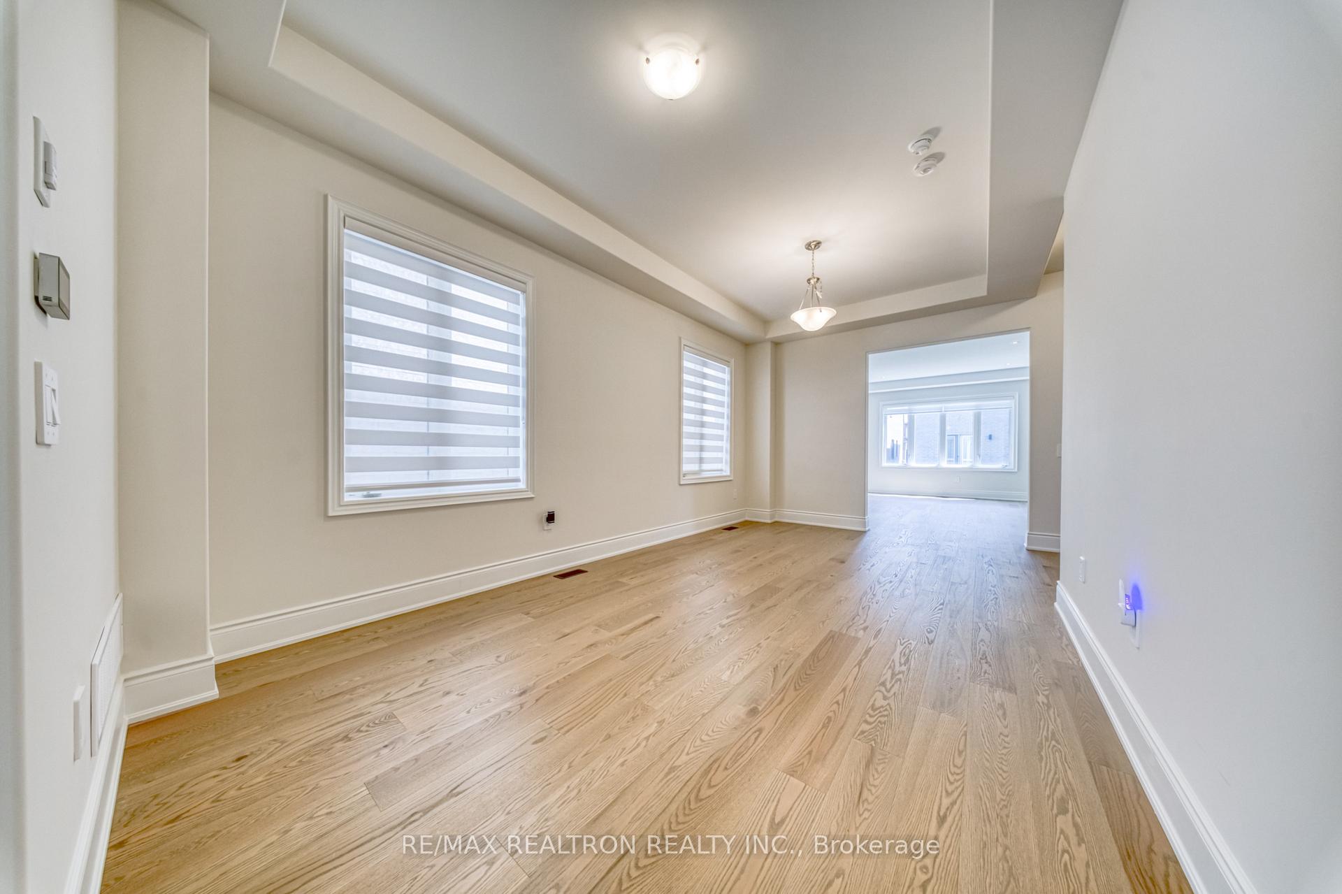 Photo 3 of 207 Leslie Richards Street, Markham, Rural Markham — HOMEH