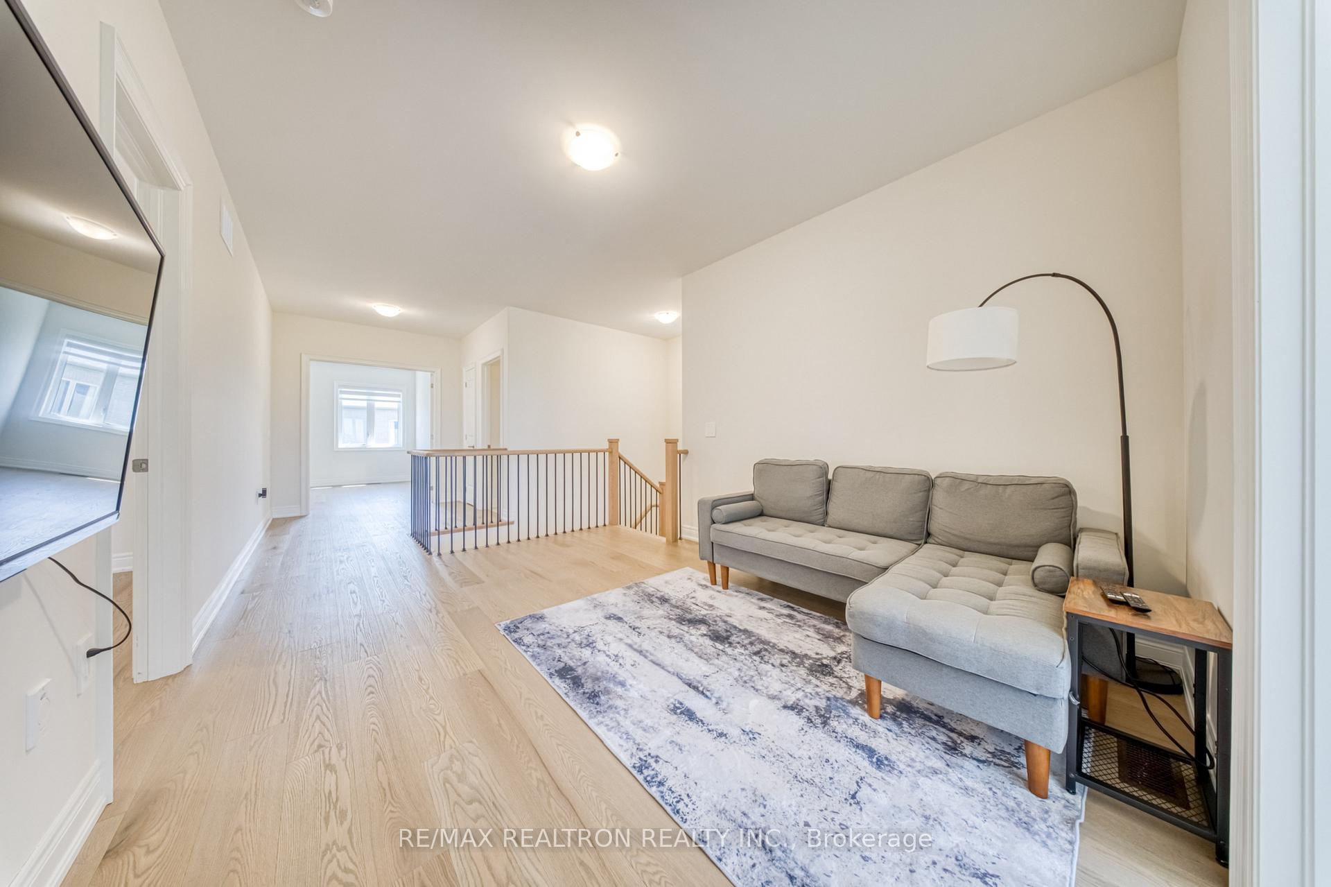 Photo 12 of 207 Leslie Richards Street, Markham, Rural Markham — HOMEH