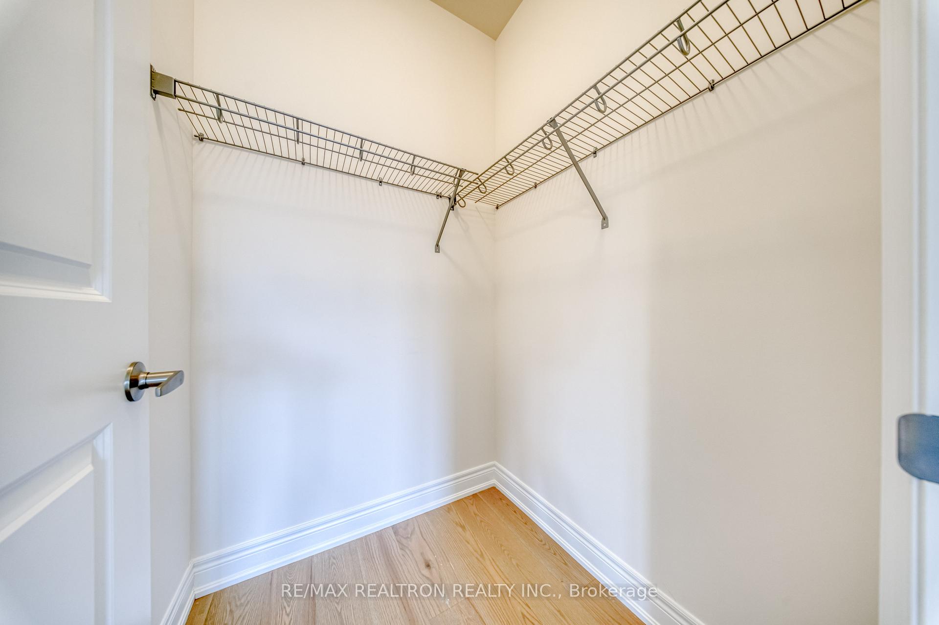 Photo 17 of 207 Leslie Richards Street, Markham, Rural Markham — HOMEH