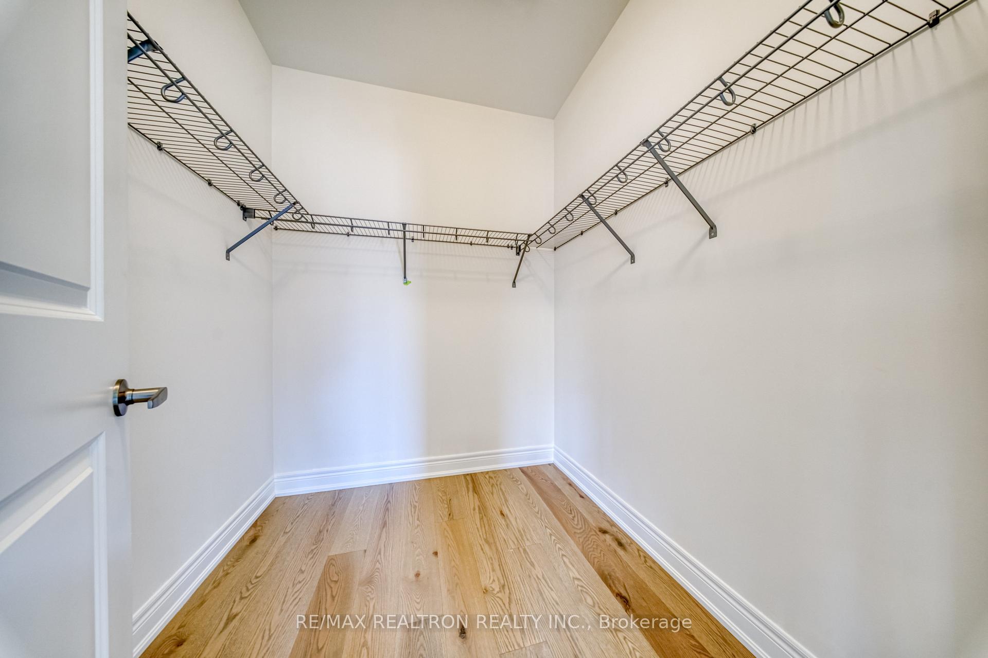 Photo 23 of 207 Leslie Richards Street, Markham, Rural Markham — HOMEH