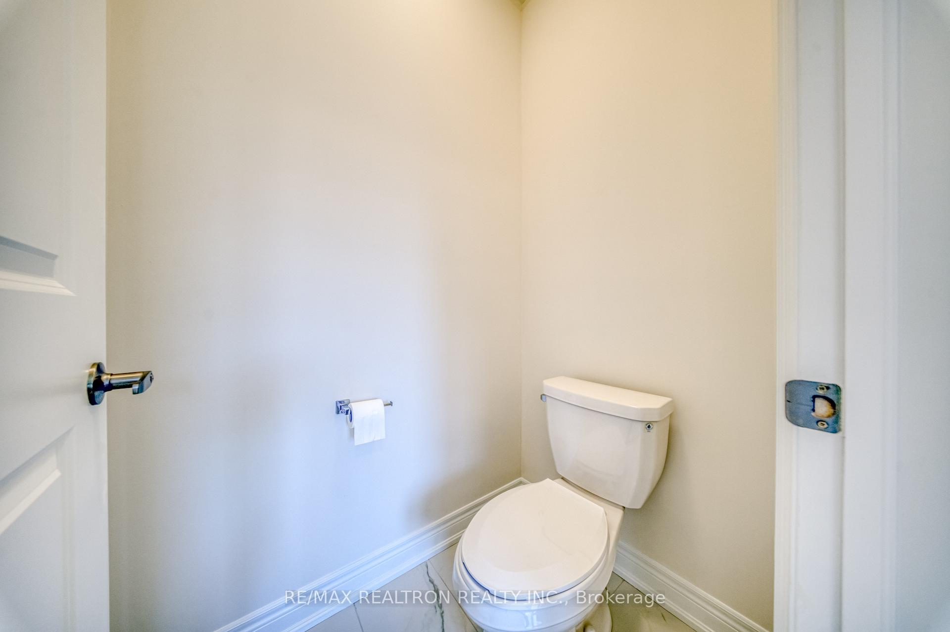 Photo 27 of 207 Leslie Richards Street, Markham, Rural Markham — HOMEH
