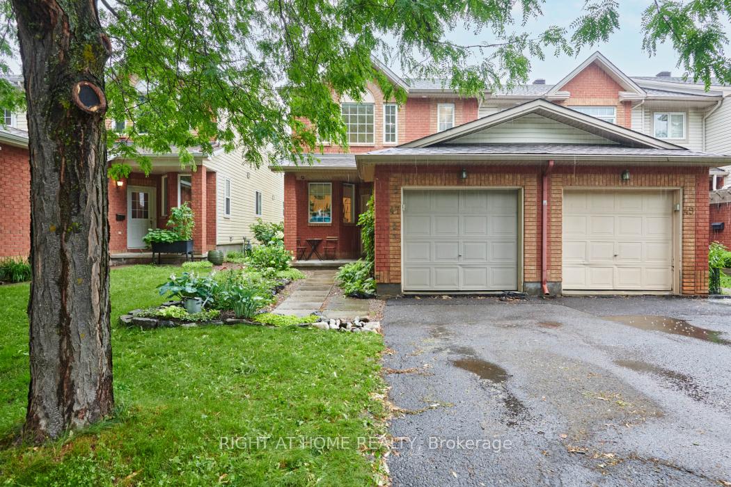 Photo 1 of 47 Tobermory Crescent, Ottawa, Kanata - Morgan's Grant/South March — HOMEH
