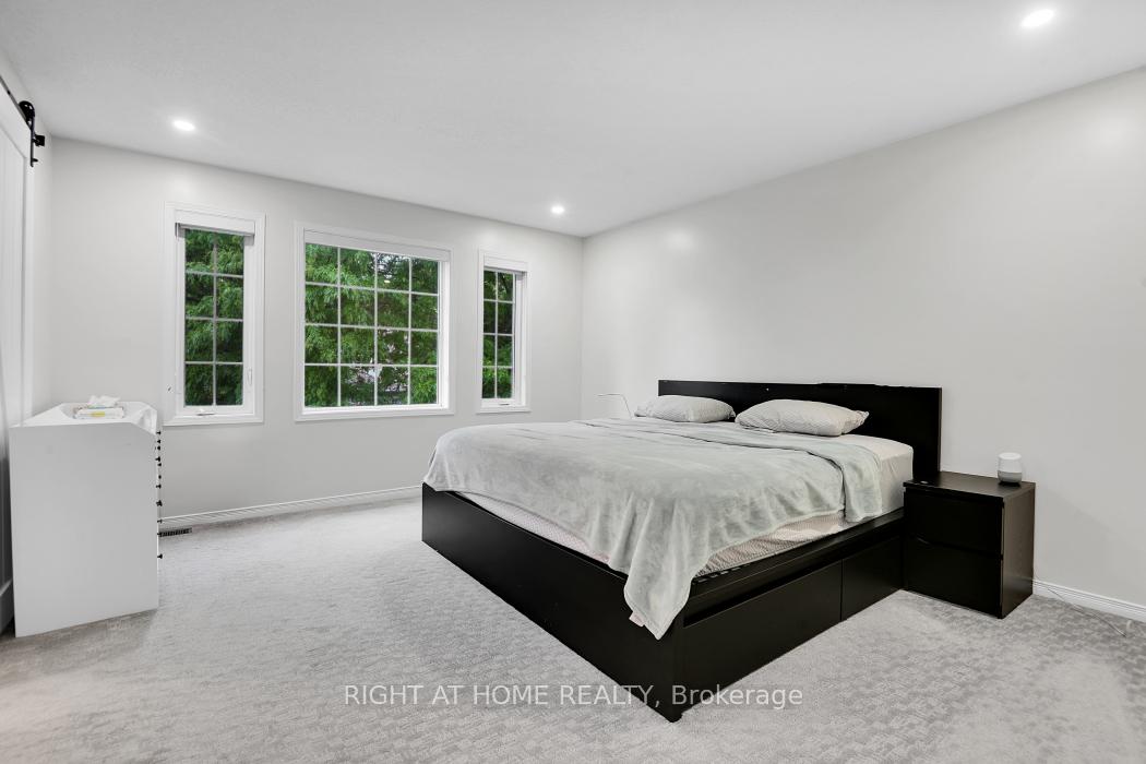 Photo 14 of 47 Tobermory Crescent, Ottawa, Kanata - Morgan's Grant/South March — HOMEH