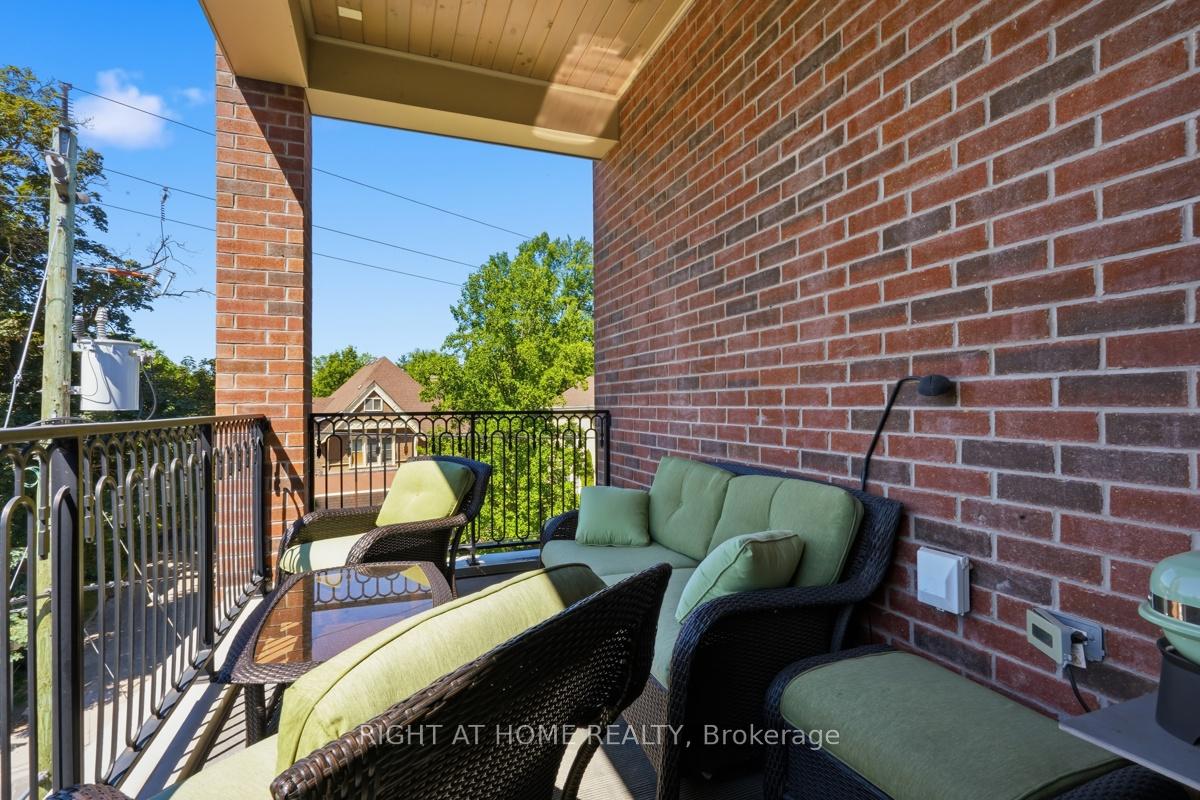 Photo 22 of Unit 302, 122 Wortley Road, London, South F — HOMEH