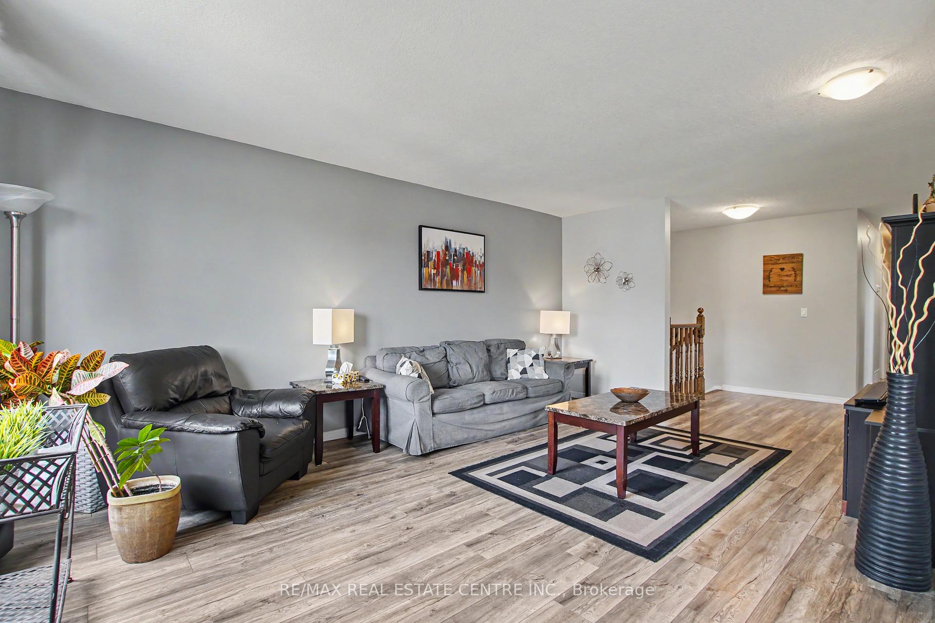 Photo 12 of 1045 Queens Bush Road, Wellesley — HOMEH