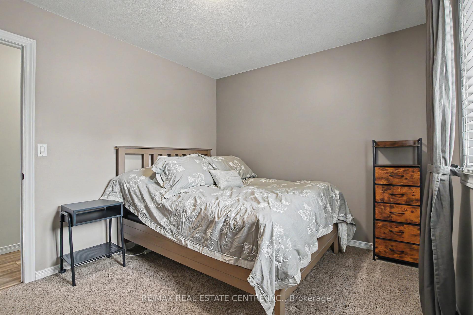 Photo 17 of 1045 Queens Bush Road, Wellesley — HOMEH
