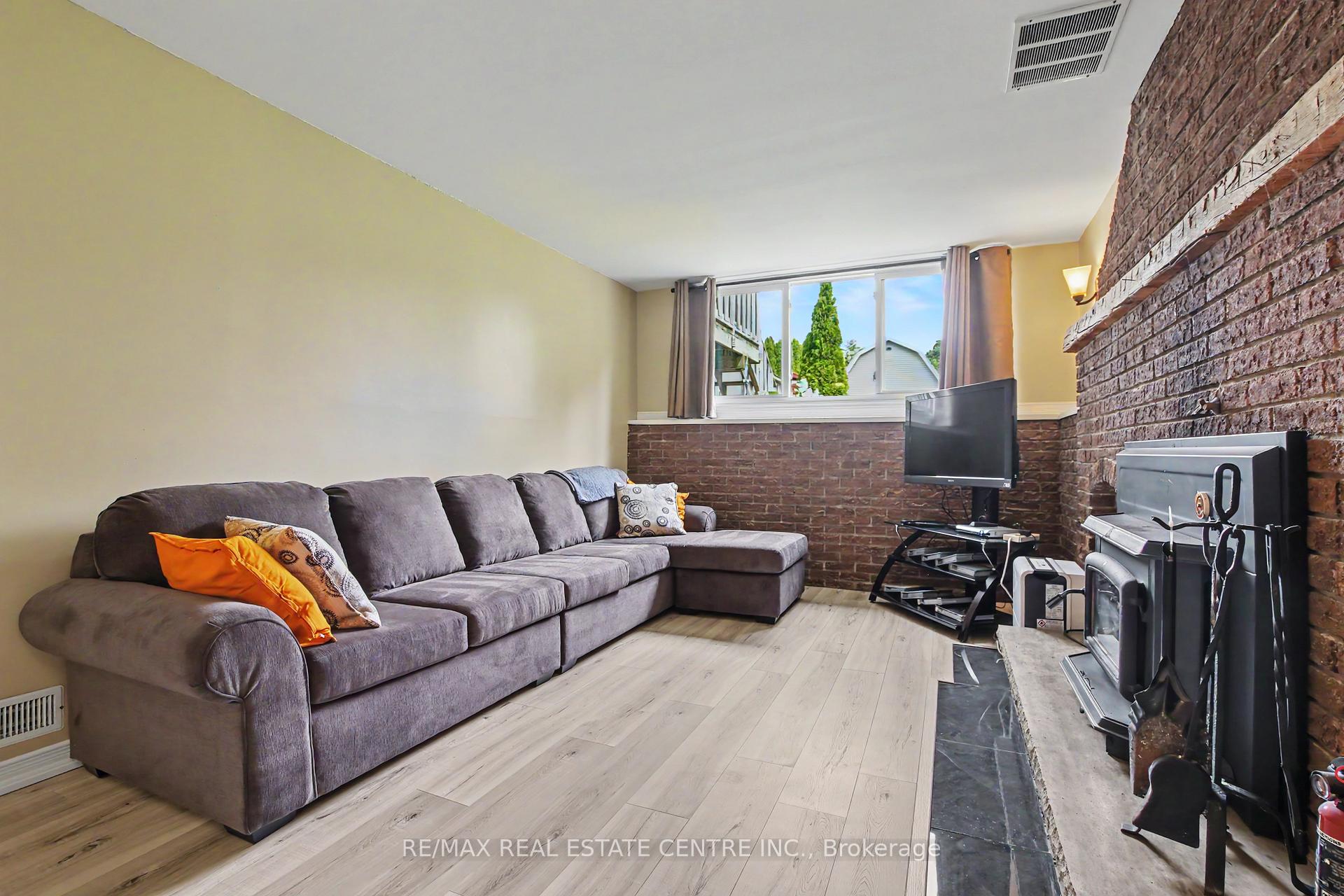 Photo 25 of 1045 Queens Bush Road, Wellesley — HOMEH