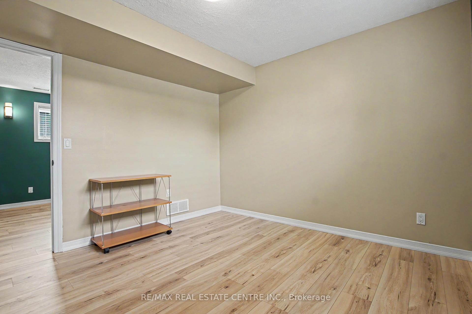Photo 28 of 1045 Queens Bush Road, Wellesley — HOMEH