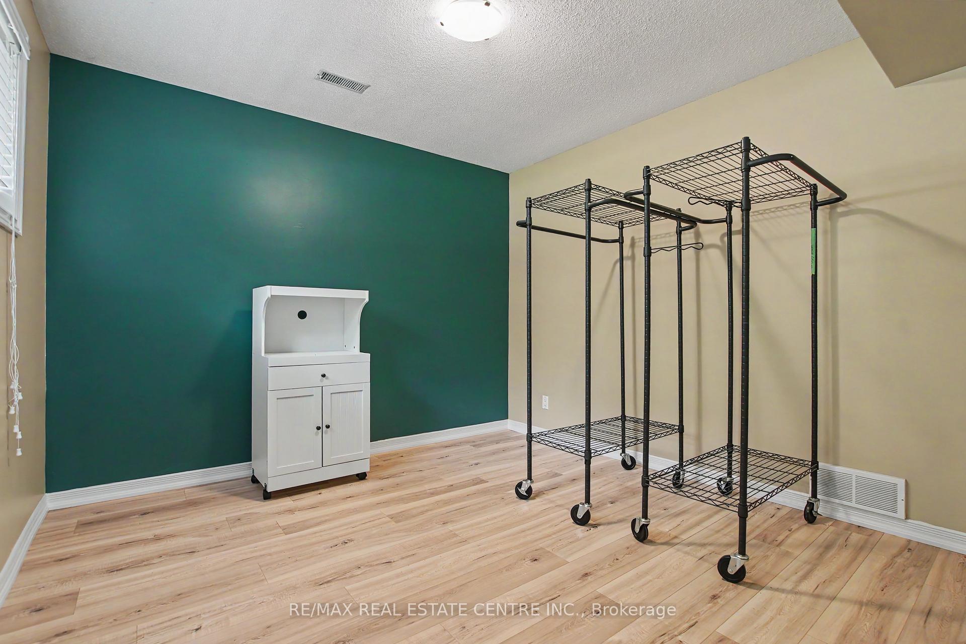 Photo 32 of 1045 Queens Bush Road, Wellesley — HOMEH
