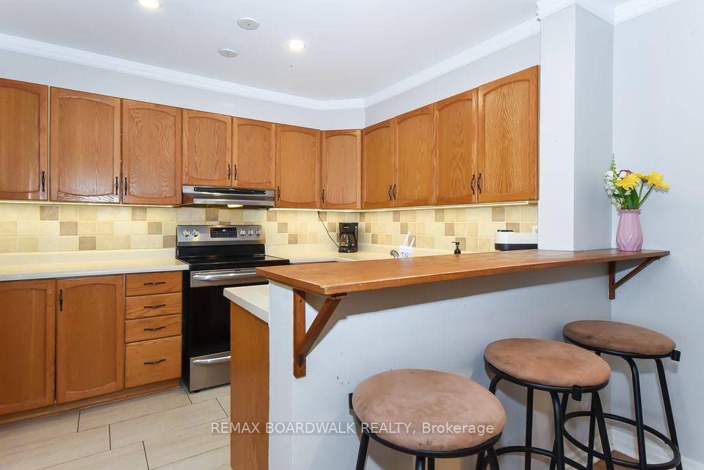 Photo 13 of Unit 205, 1760 Cabaret Lane, Ottawa, Fallingbrook/Pineridge — HOMEH