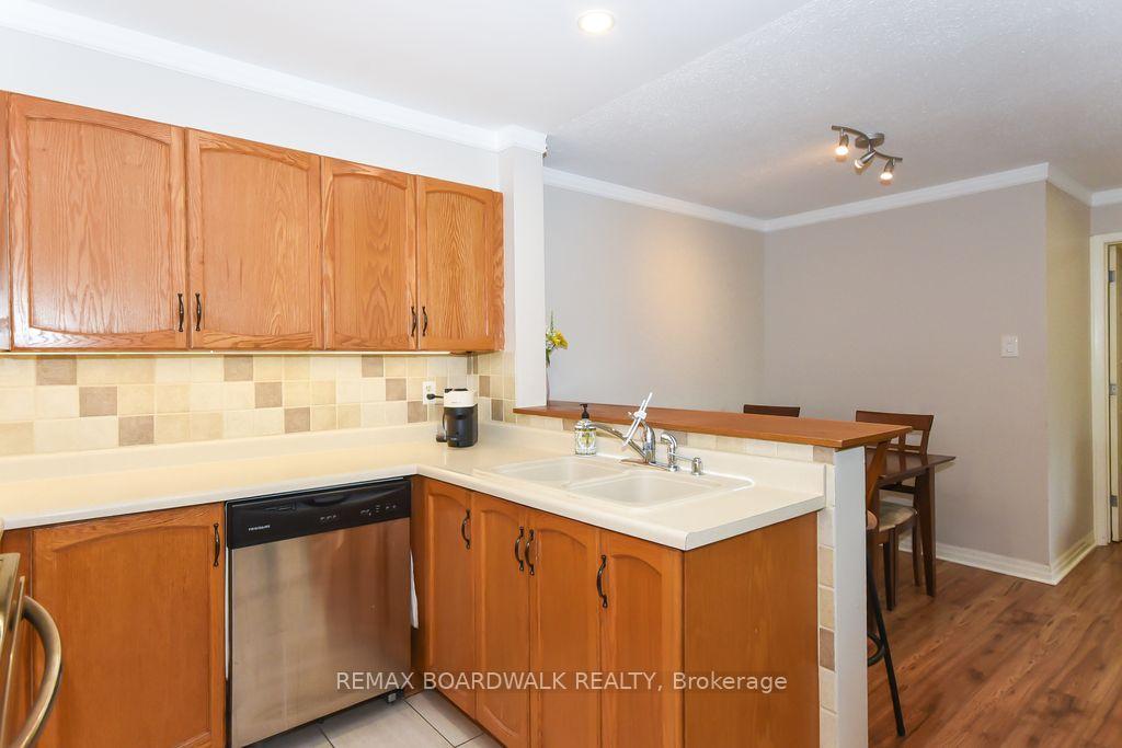 Photo 16 of Unit 205, 1760 Cabaret Lane, Ottawa, Fallingbrook/Pineridge — HOMEH