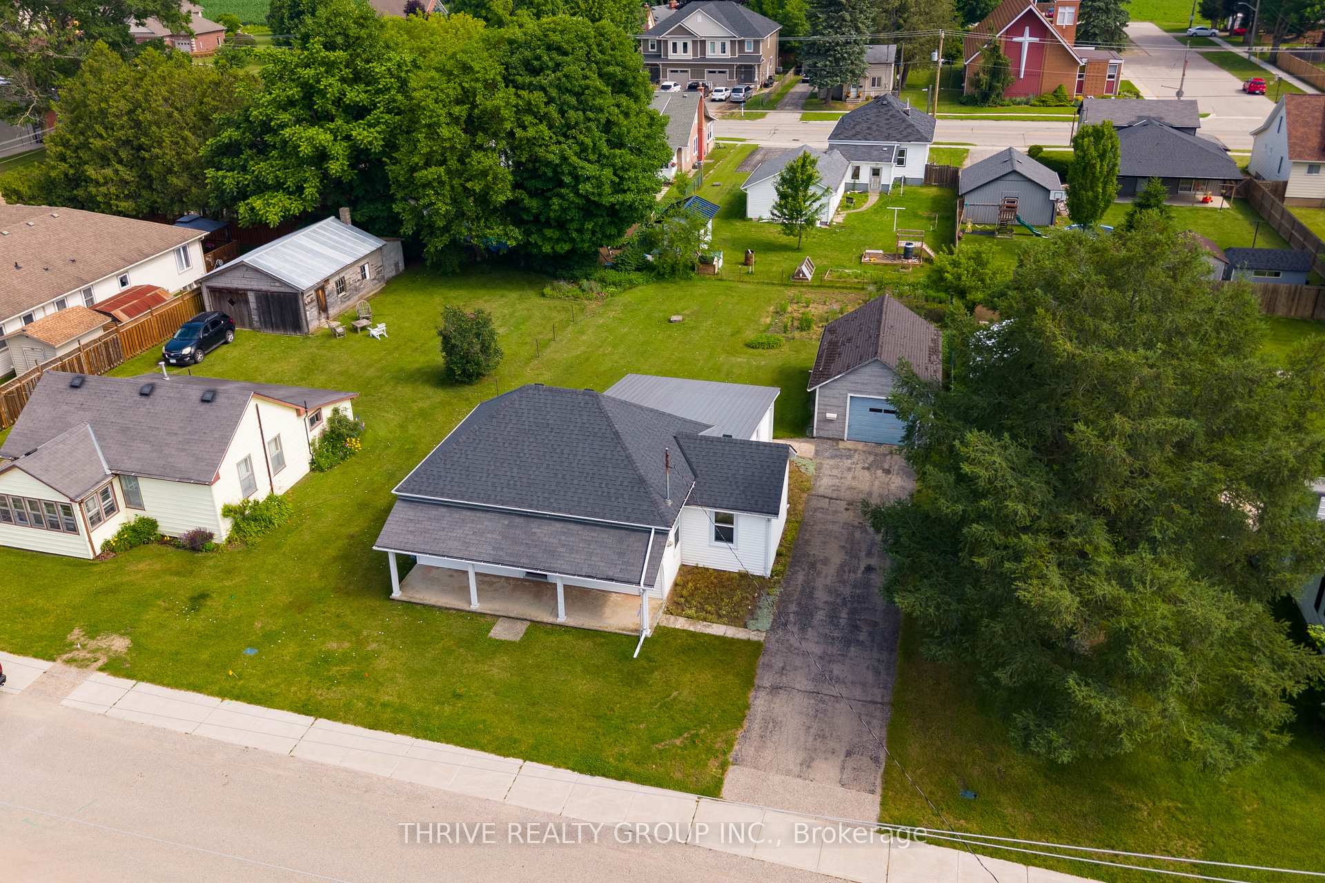 Photo 2 of 55560 Main Street, Bayham, Straffordville — HOMEH