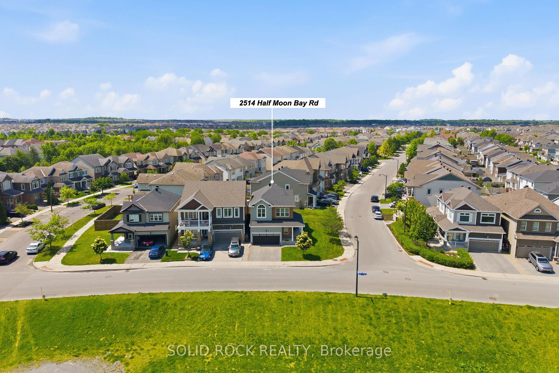 Photo 3 of 2514 Half Moon Bay Road, Ottawa, Barrhaven - Half Moon Bay — HOMEH