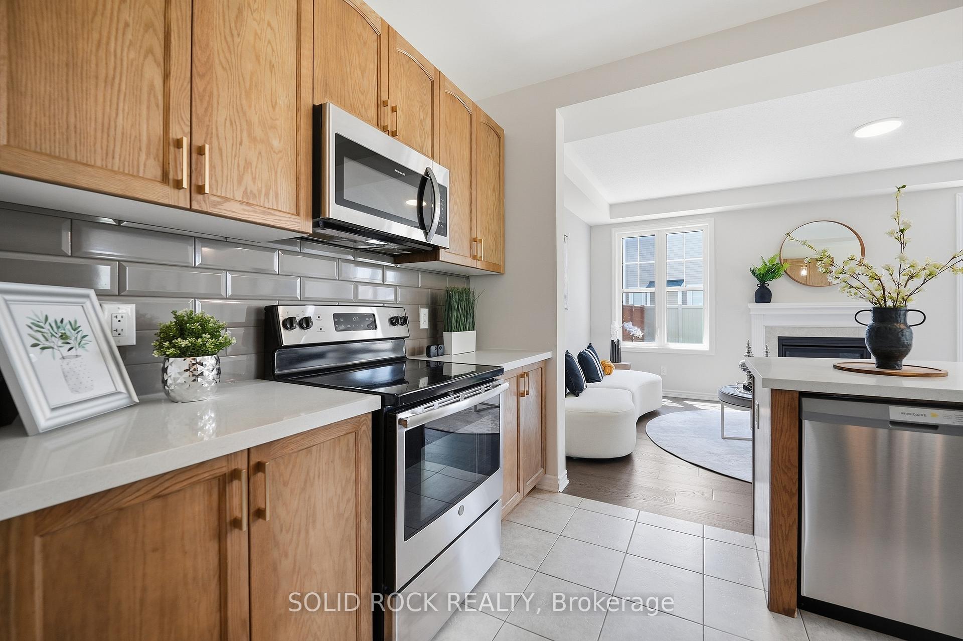 Photo 14 of 2514 Half Moon Bay Road, Ottawa, Barrhaven - Half Moon Bay — HOMEH