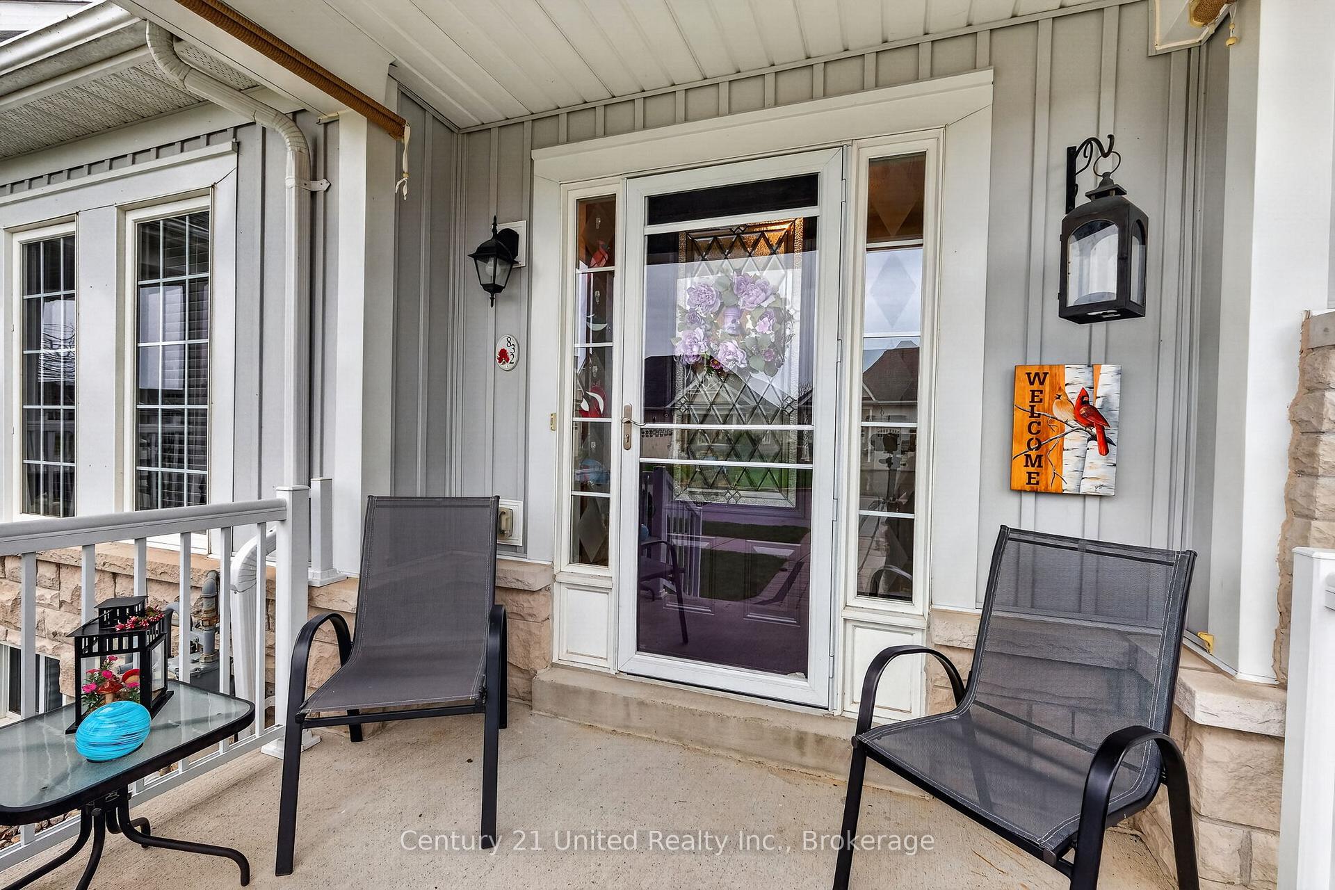 Photo 2 of 832 Leslie Street, Cobourg — HOMEH