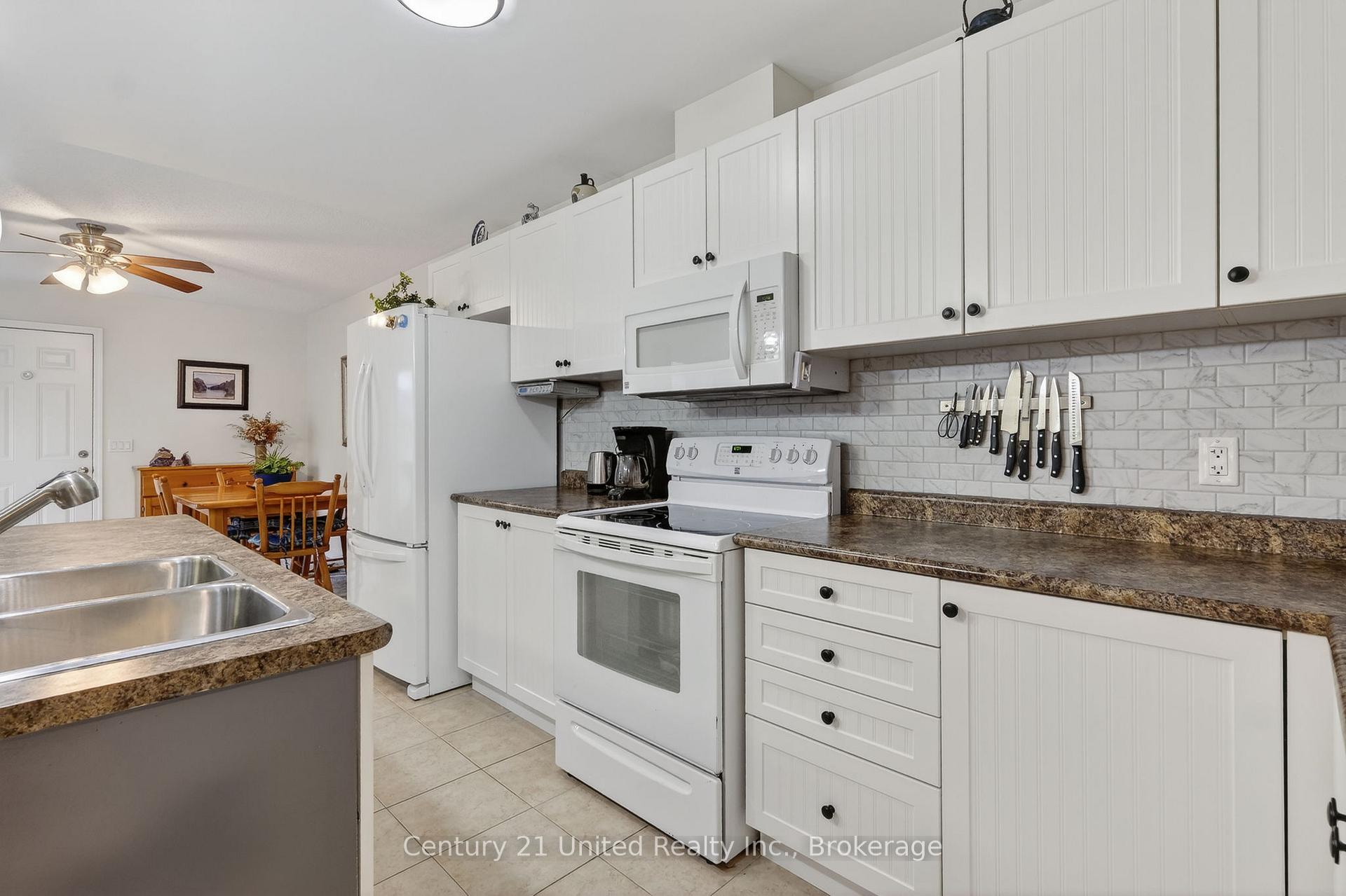 Photo 6 of 832 Leslie Street, Cobourg — HOMEH
