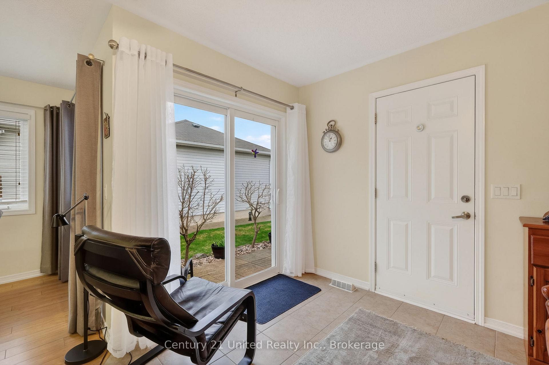 Photo 15 of 832 Leslie Street, Cobourg — HOMEH