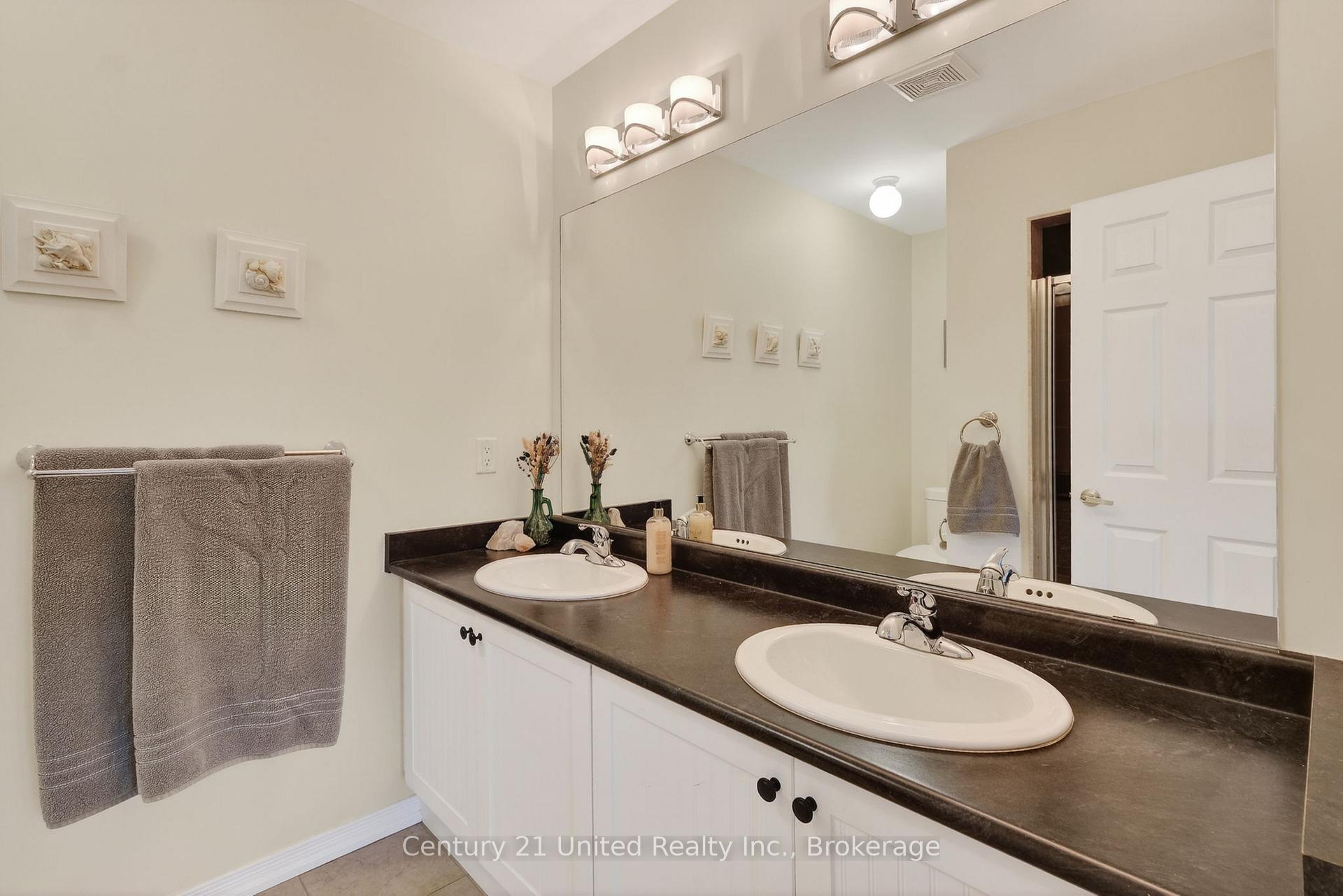 Photo 21 of 832 Leslie Street, Cobourg — HOMEH