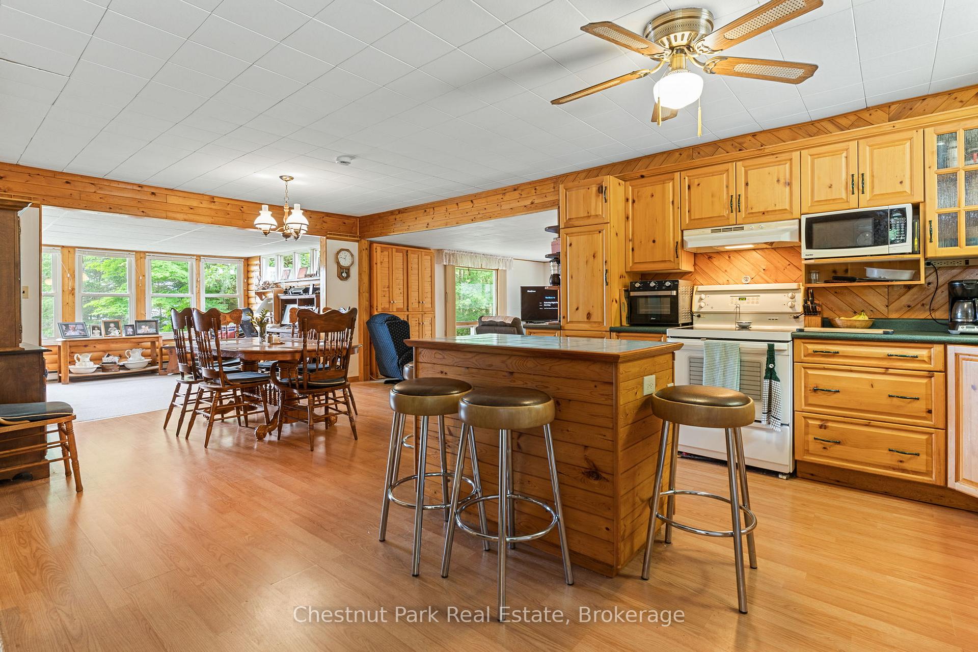 Photo 6 of 1900 Curry Road, Dysart et al, Harburn — HOMEH