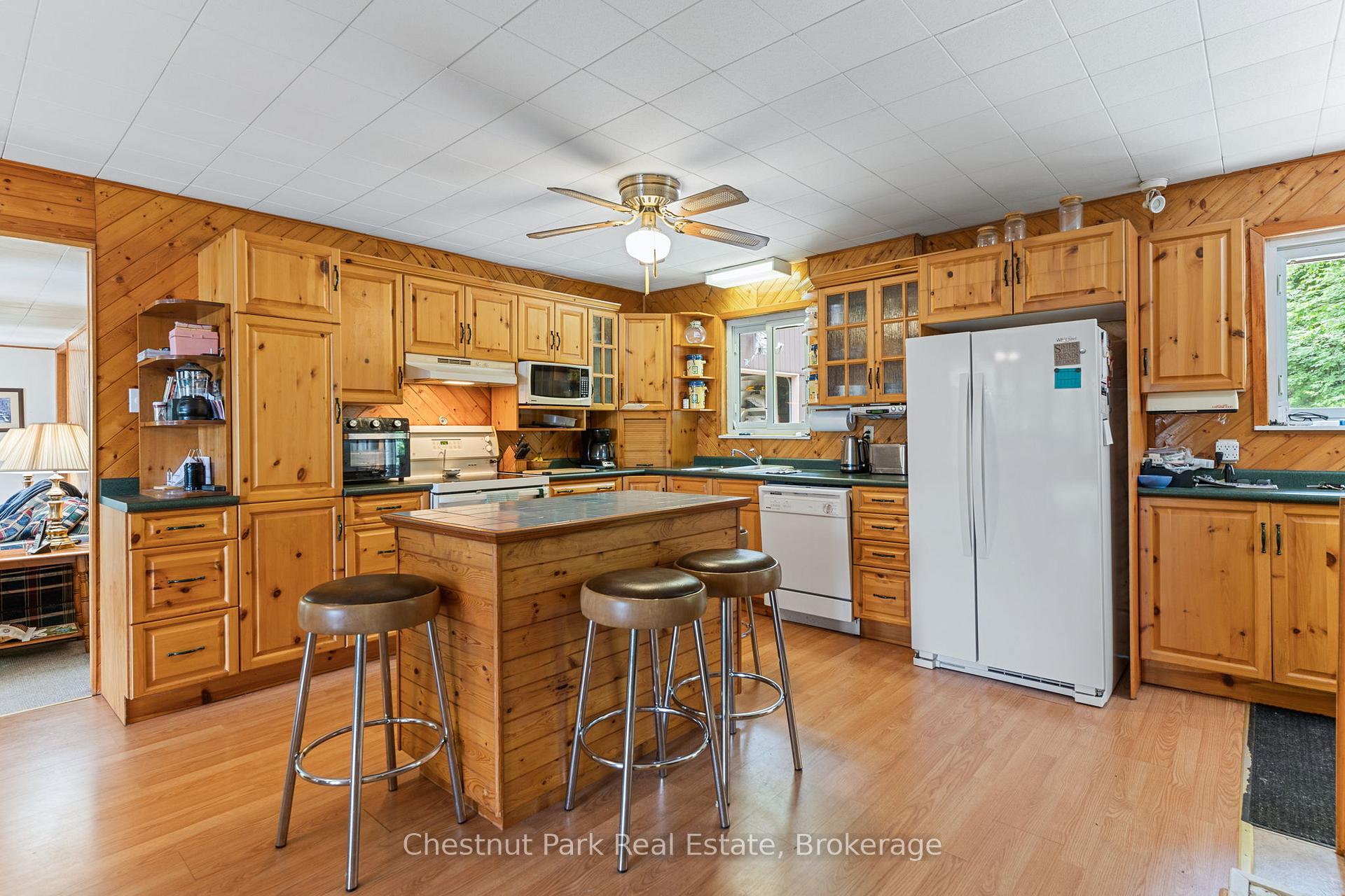Photo 7 of 1900 Curry Road, Dysart et al, Harburn — HOMEH