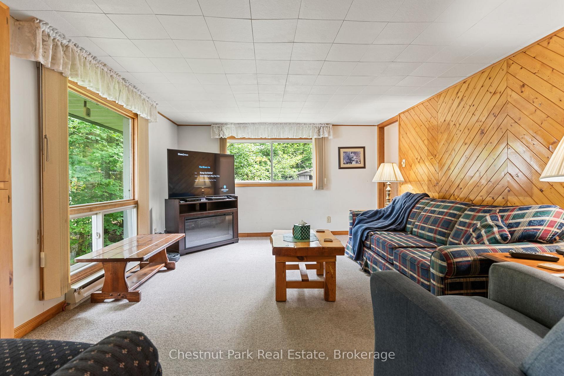 Photo 11 of 1900 Curry Road, Dysart et al, Harburn — HOMEH
