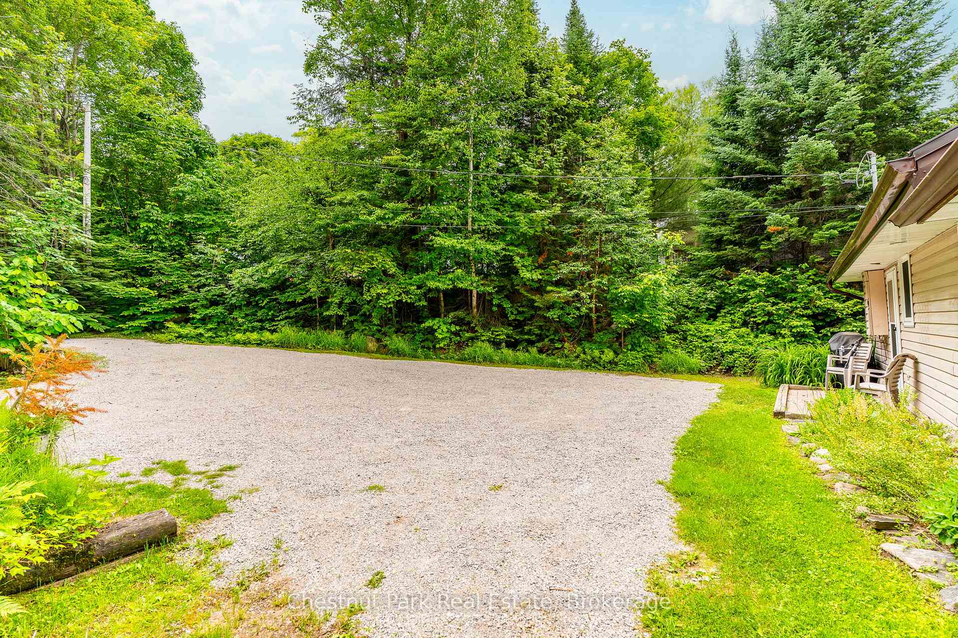 Photo 23 of 1900 Curry Road, Dysart et al, Harburn — HOMEH