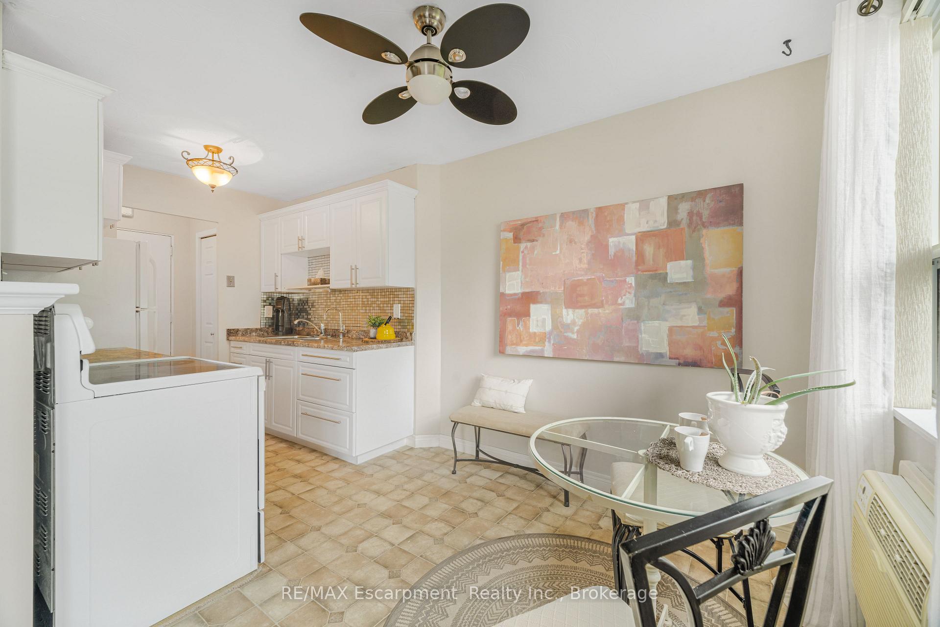 Photo 10 of Unit 203, 485 Thorold Road, Welland, Prince Charles — HOMEH