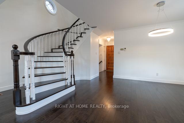 Photo 5 of 131 Banff Road, Toronto, Mount Pleasant East — HOMEH